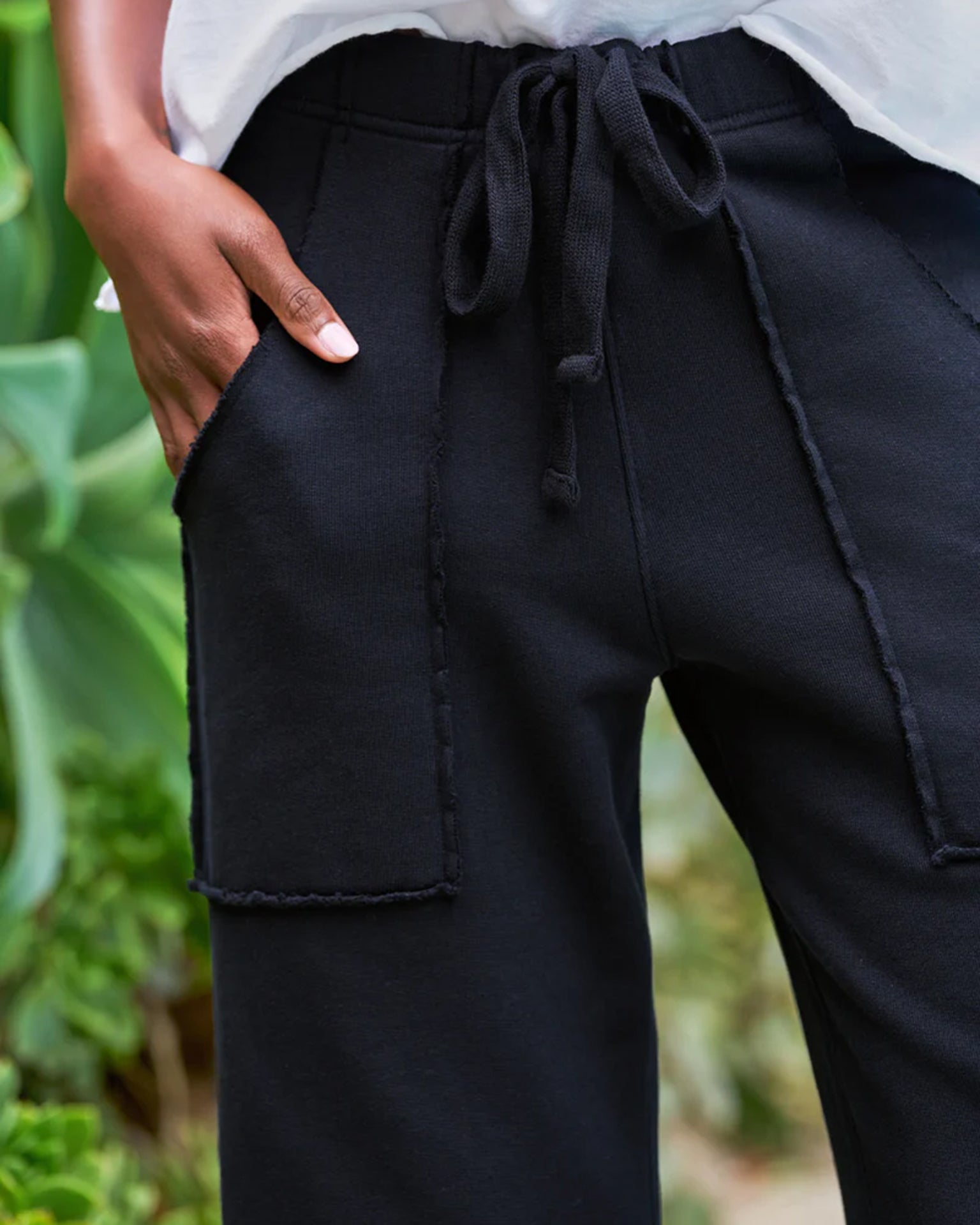 Penny Patch Pocket Sweatpant in British Royal Navy