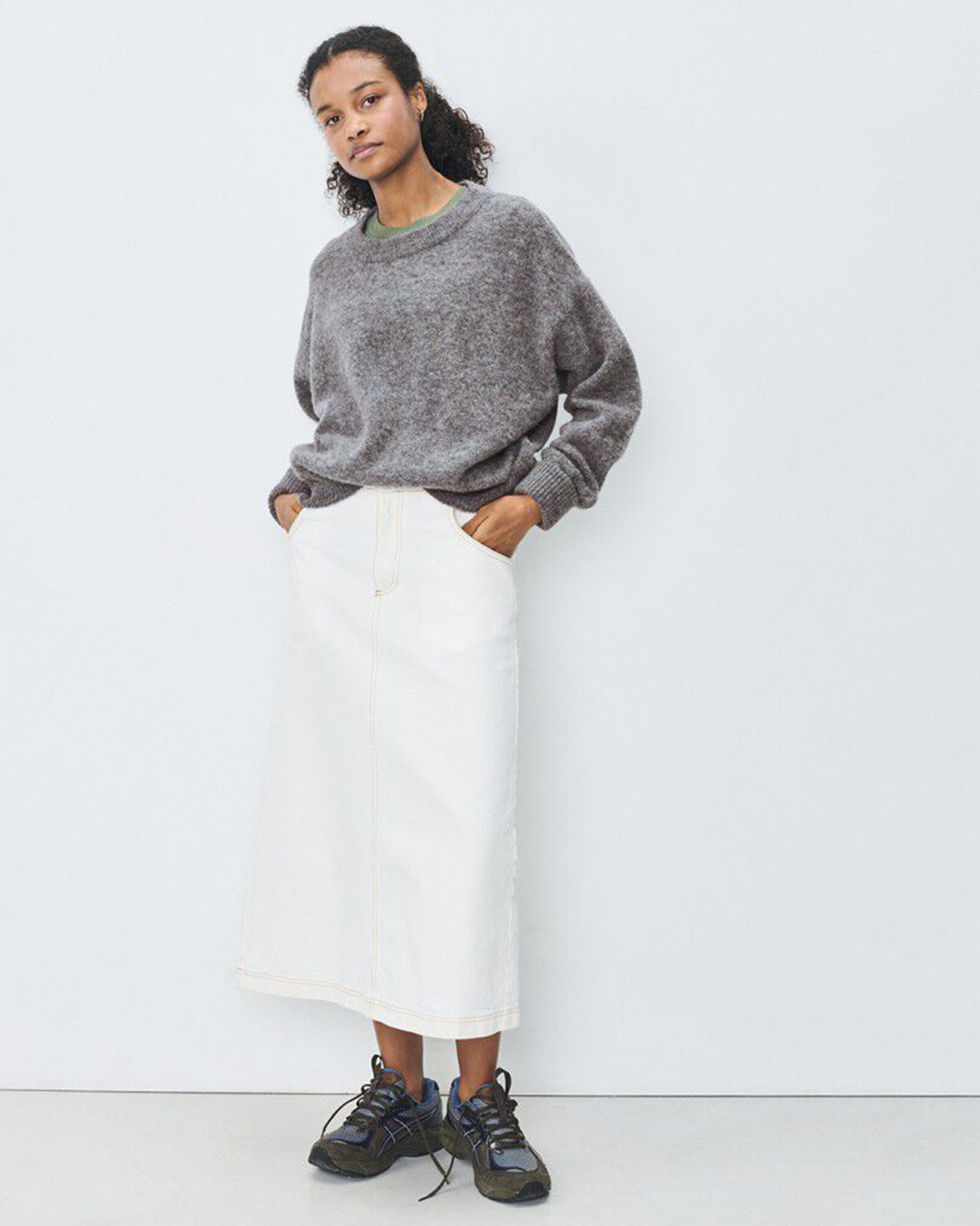 Vito Crewneck Sweater in Acier Chine