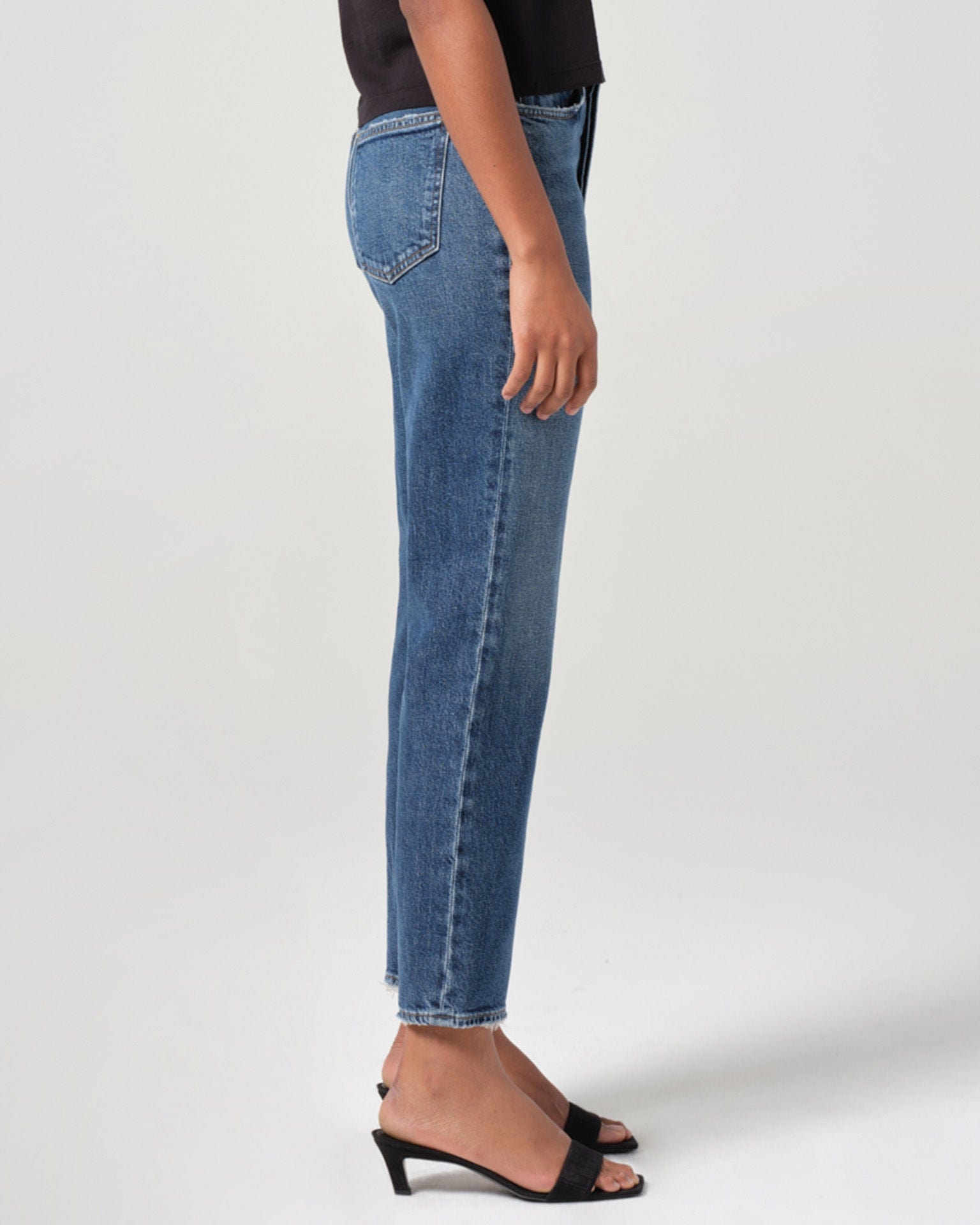 90s Pinch Waist Crop in Solace