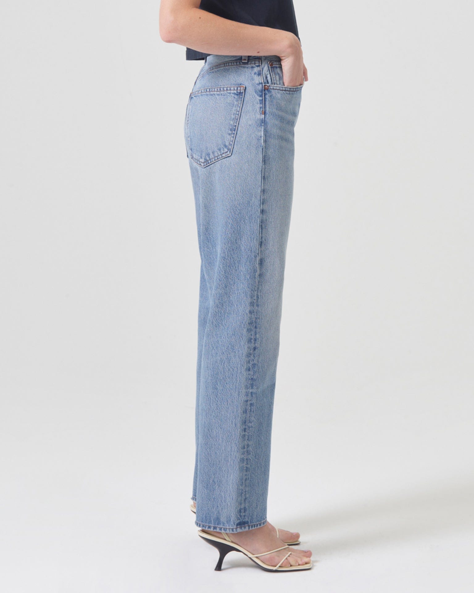 90s Pinch Waist in Infinite