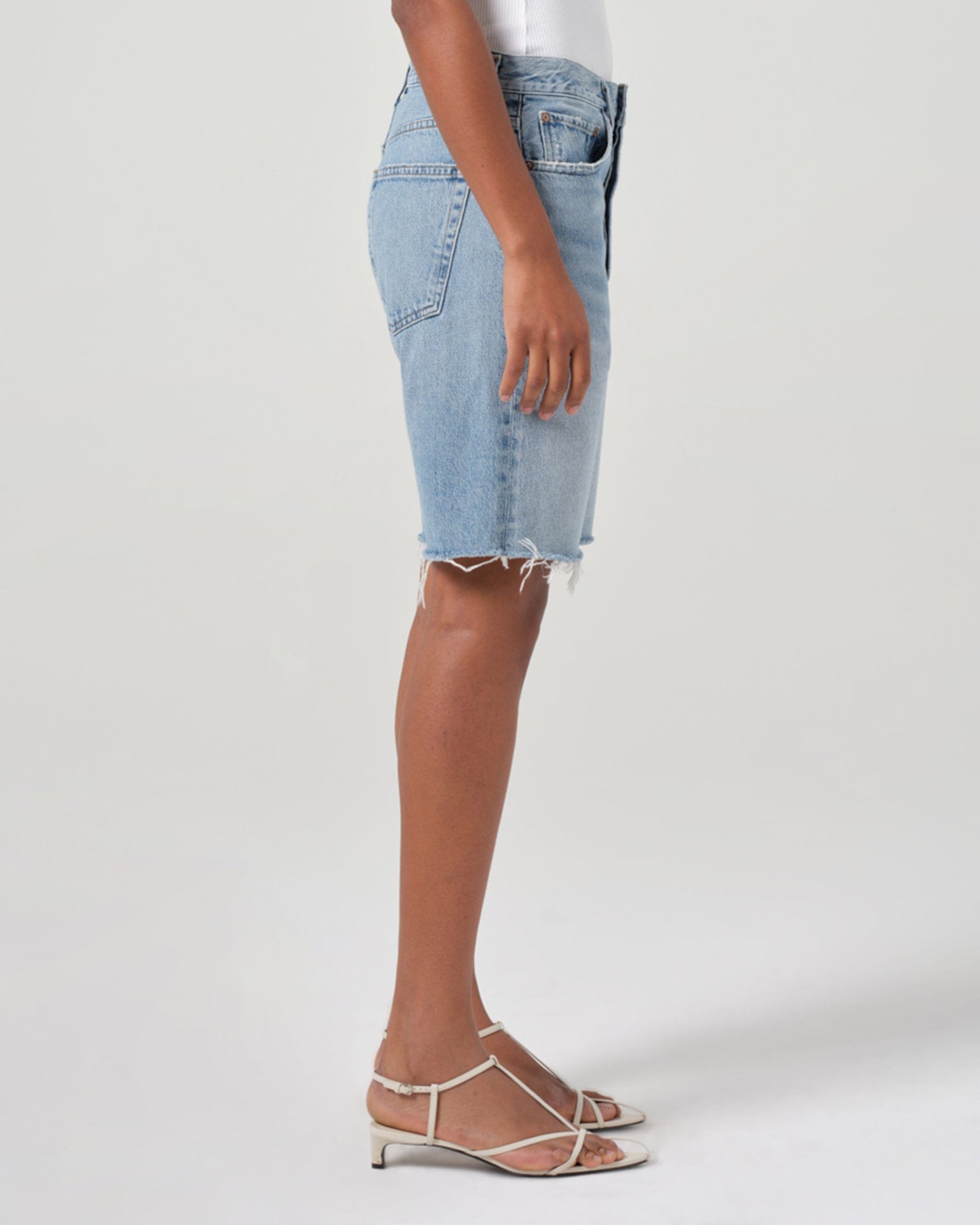 90s Short in Force