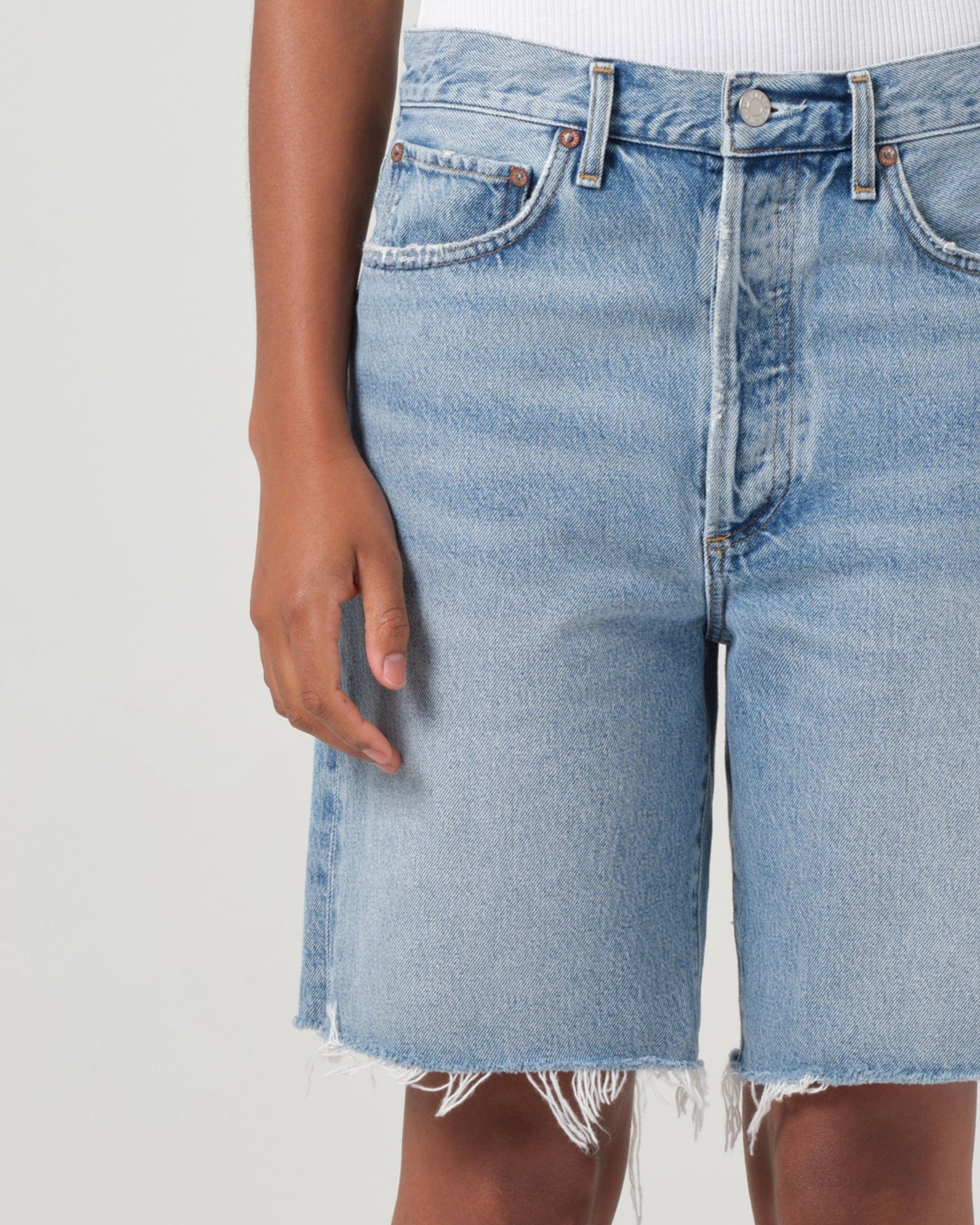 90s Short in Force