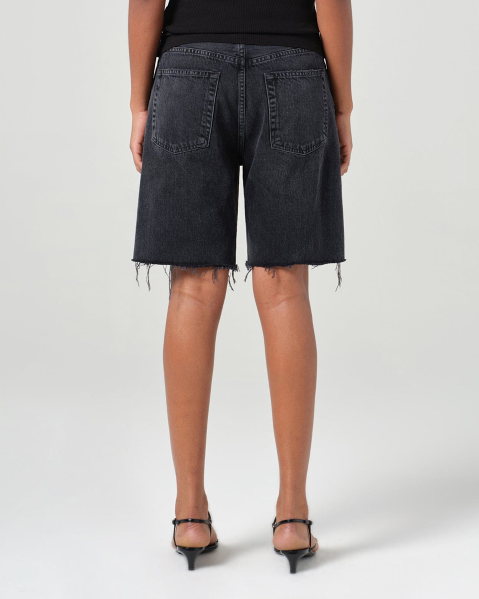 90s Short in Hitch