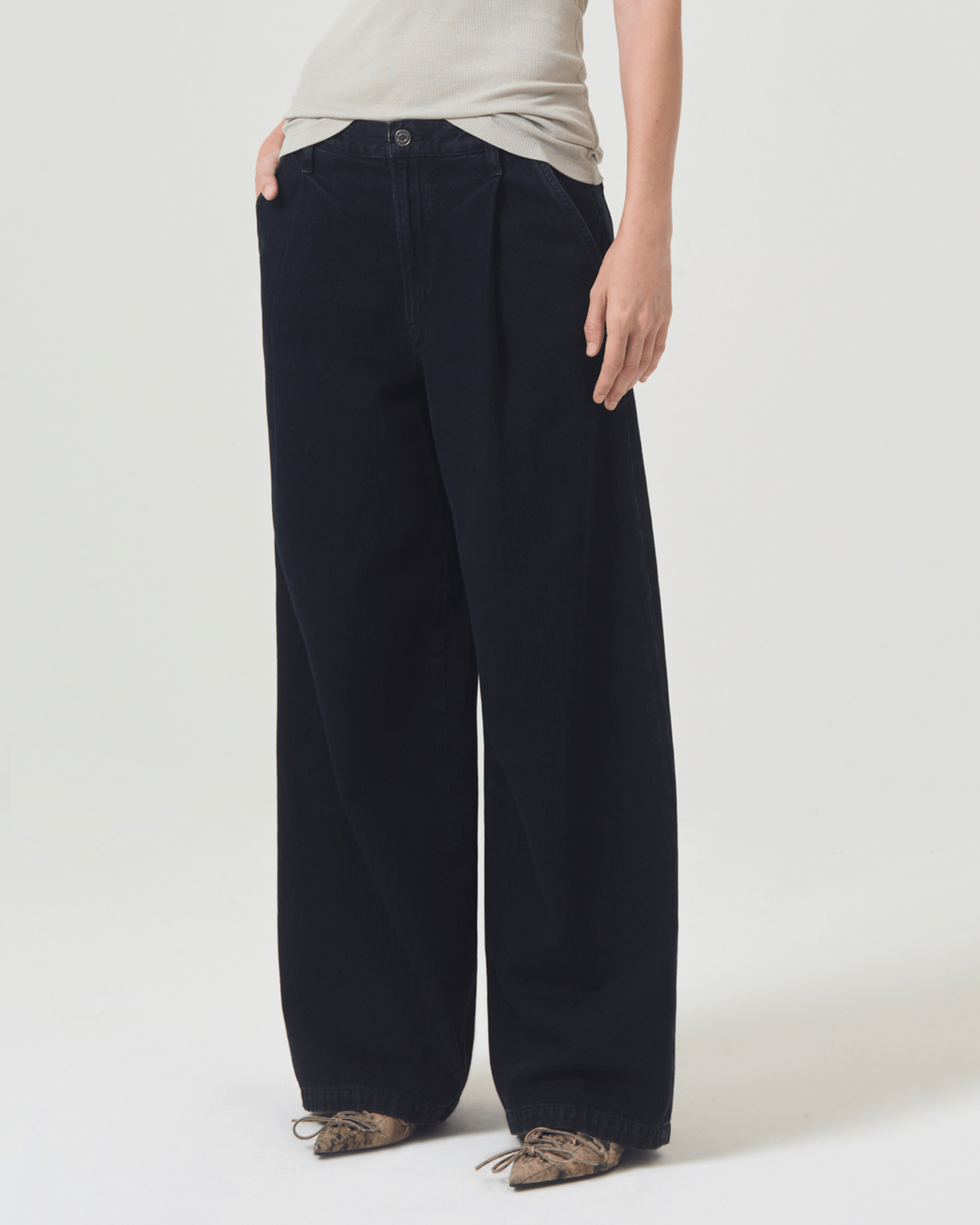 Ellis Trouser in Crushed