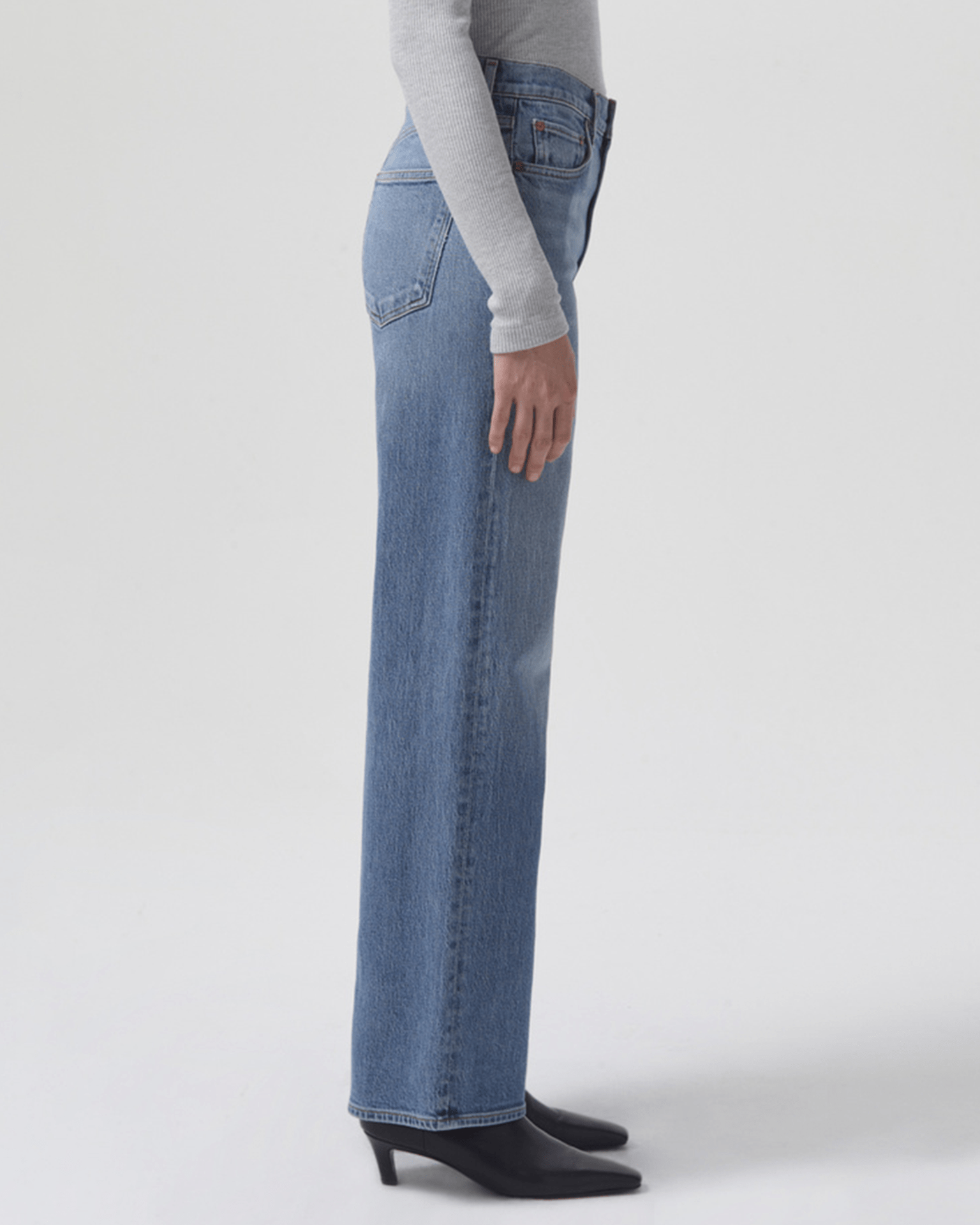 Harper Straight Jean in Flash