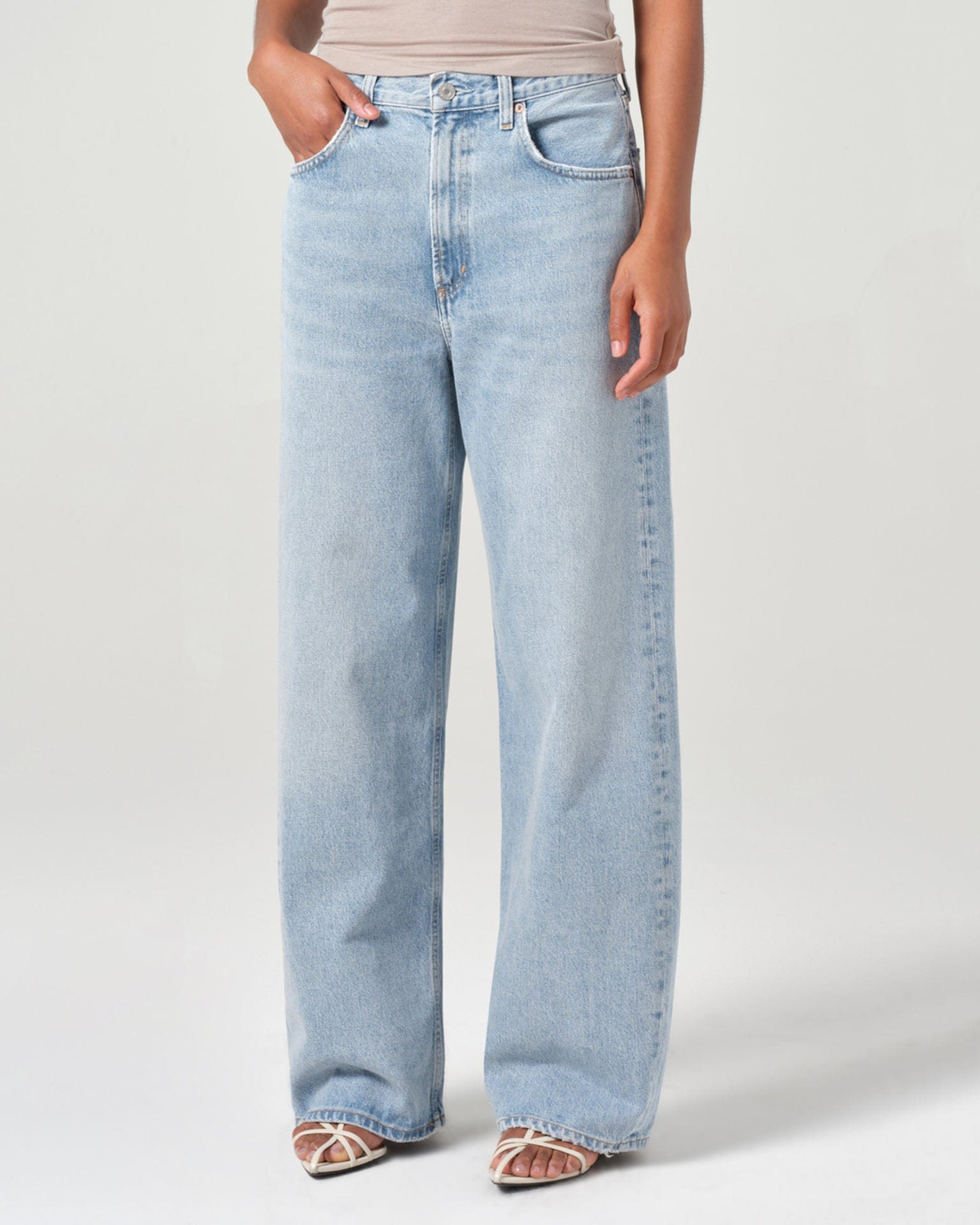 Low Curve Jean in Force