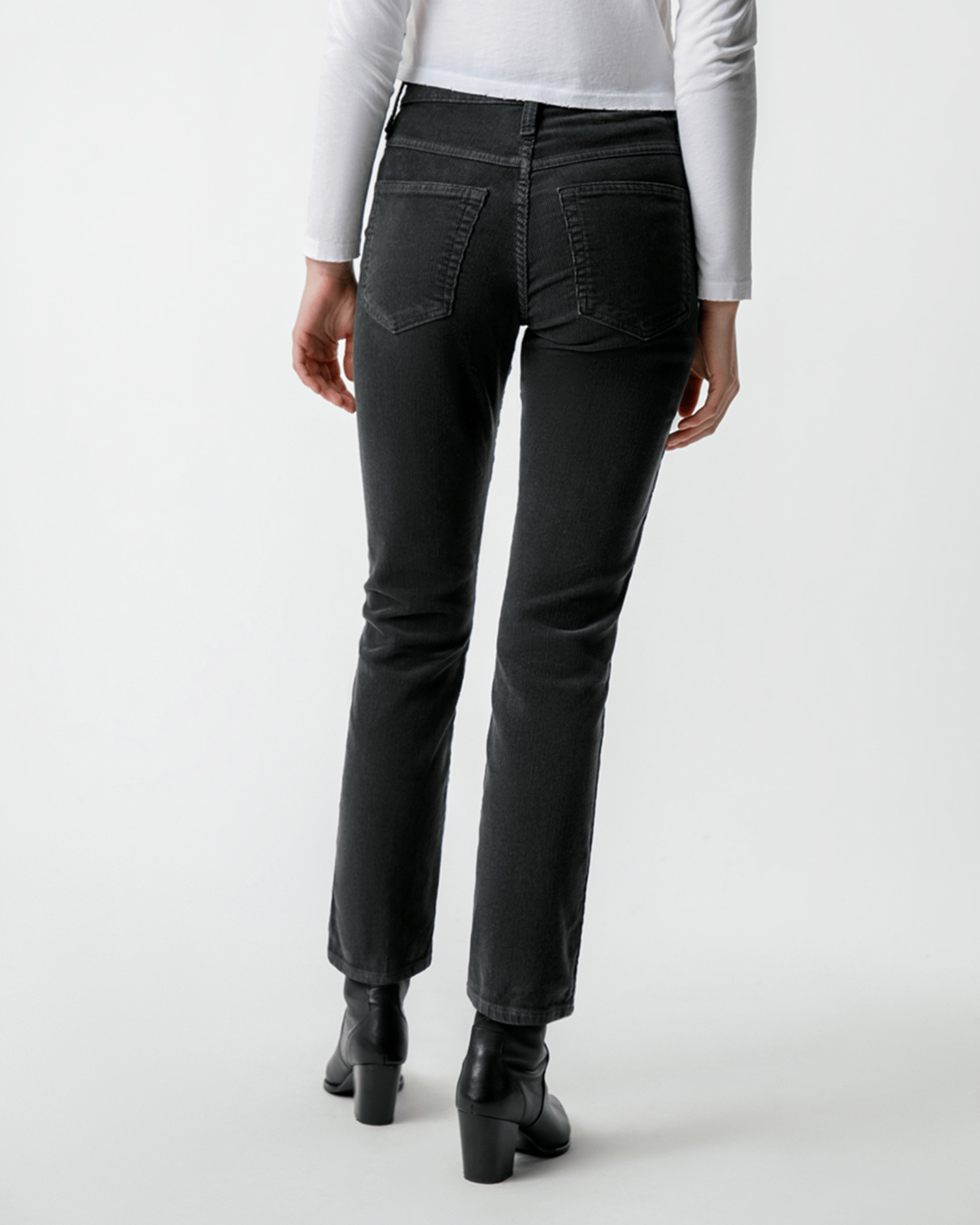 Corduroy Chloe Crop in Vintage Black