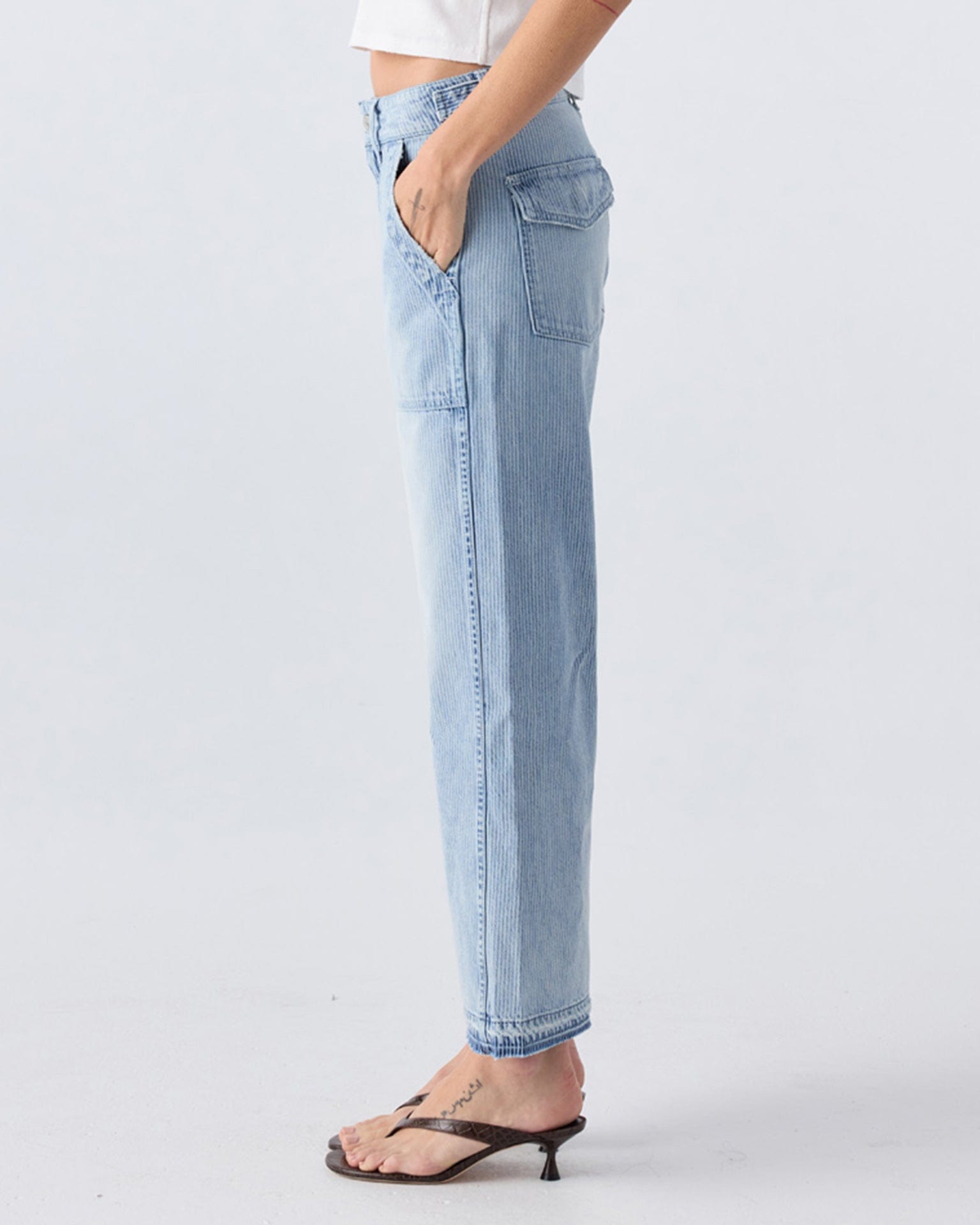 Easy Army Slouch Crop in Enjoy