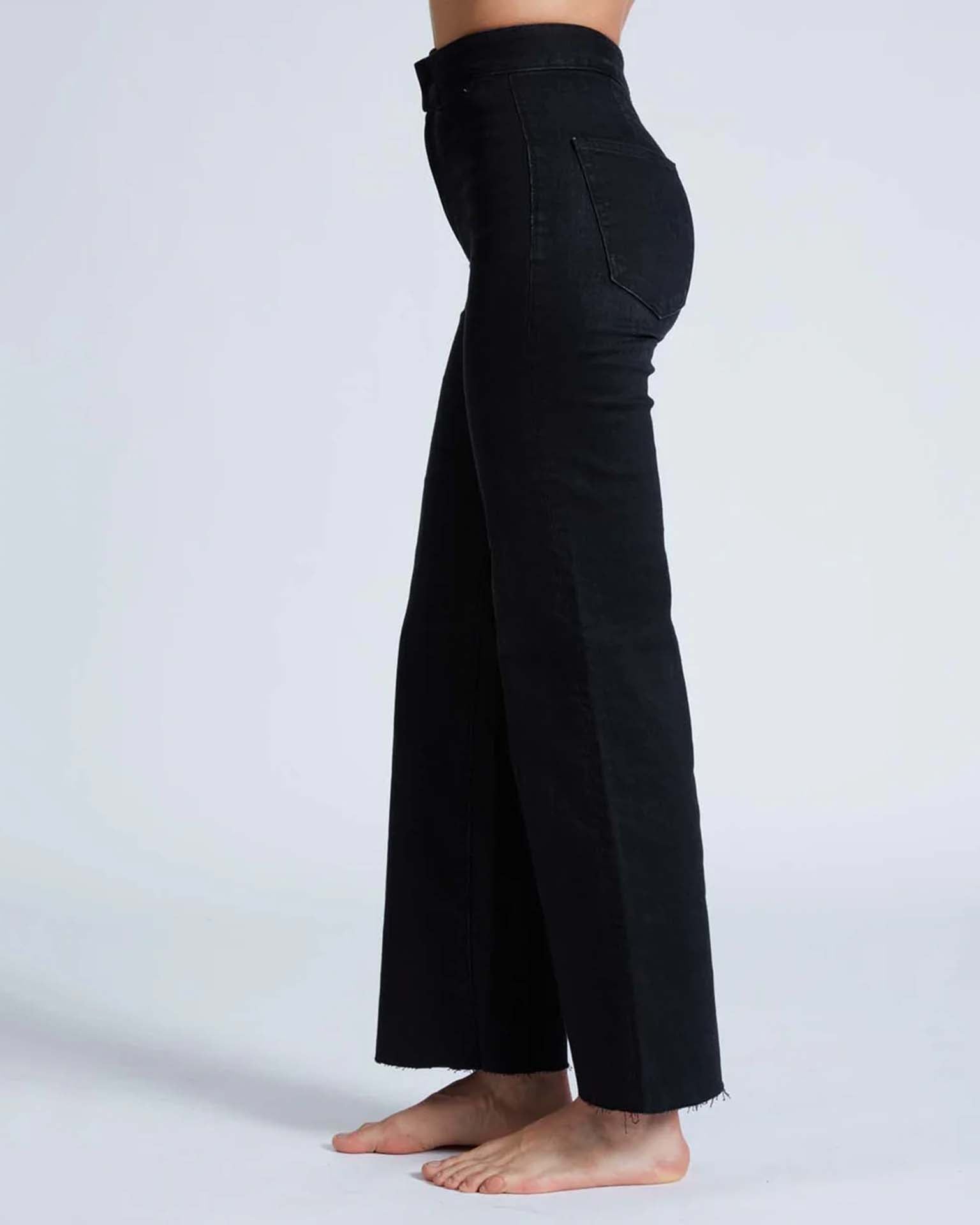 Crop Brighton in Rock