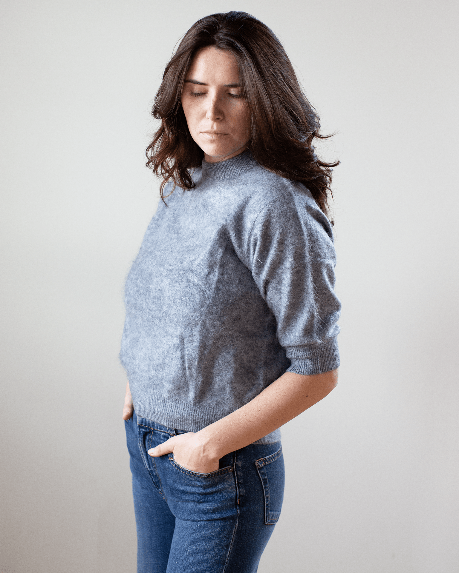 Brushed Elbow Sleeve Boxy Crew in Feather