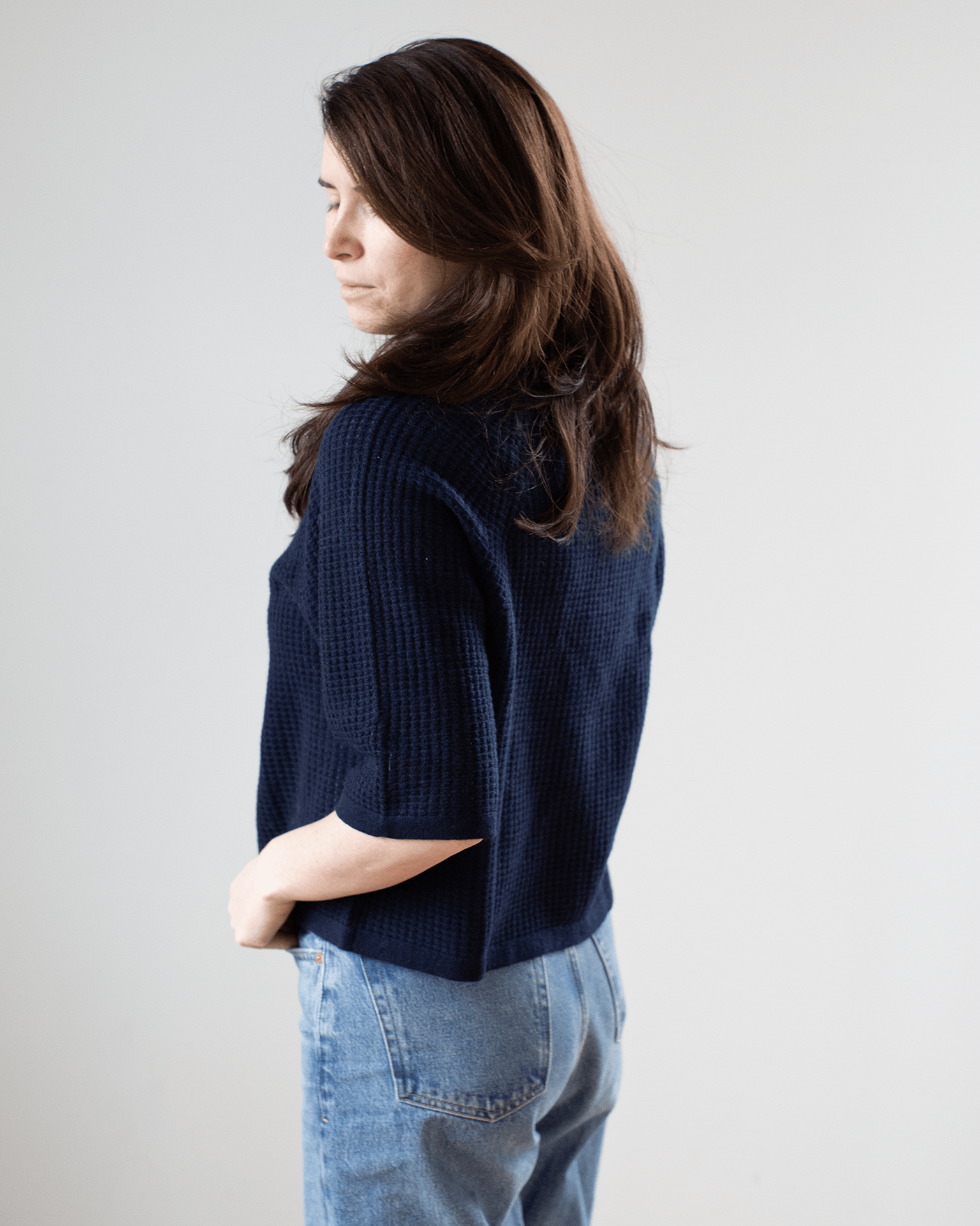 Short Sleeve Mesh Raglan Crew in Navy