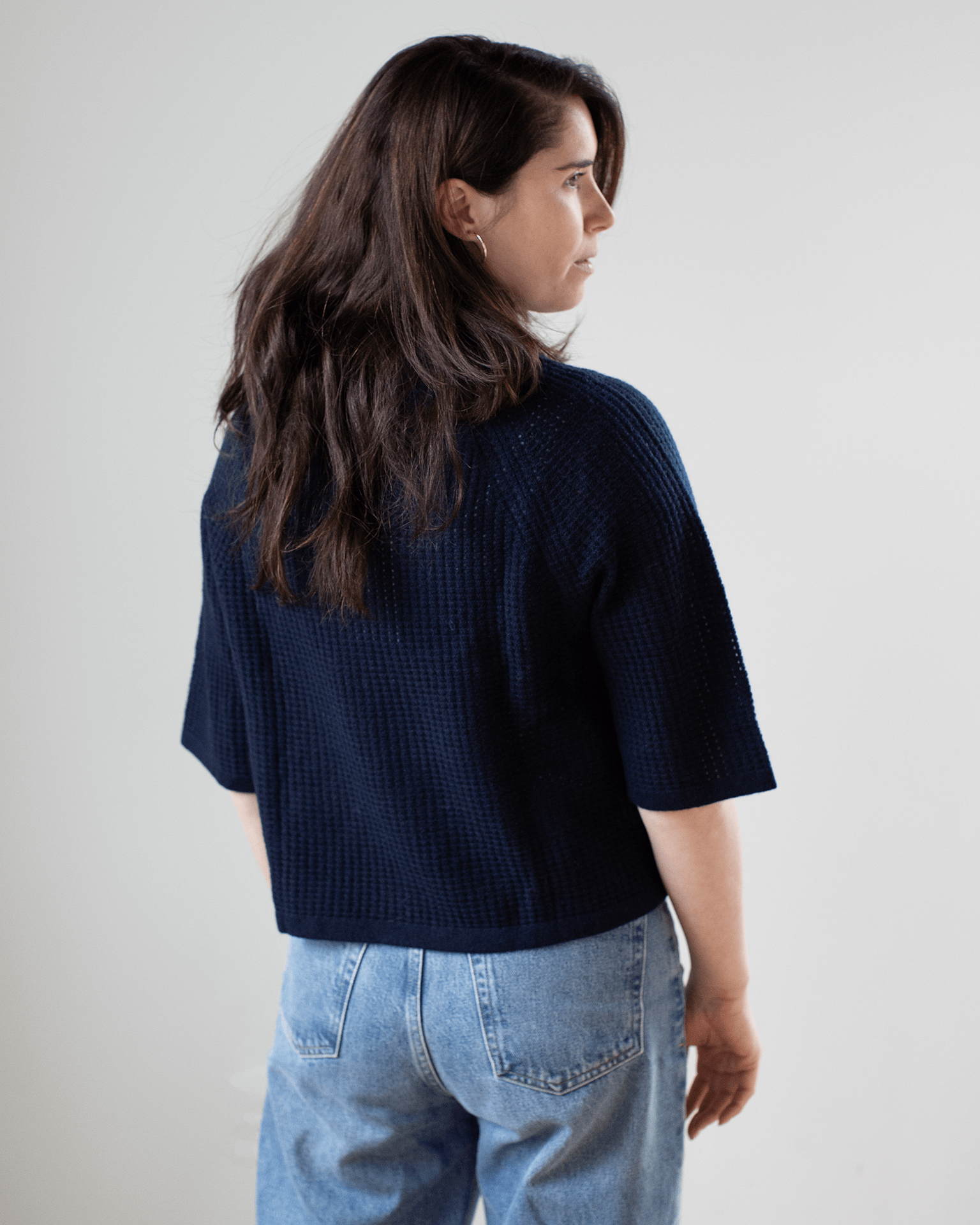 Short Sleeve Mesh Raglan Crew in Navy