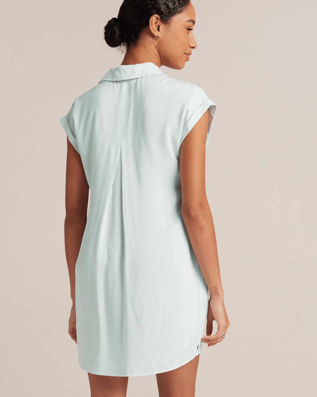 Cap Sleeve V-Neck Dress in Sea Foam