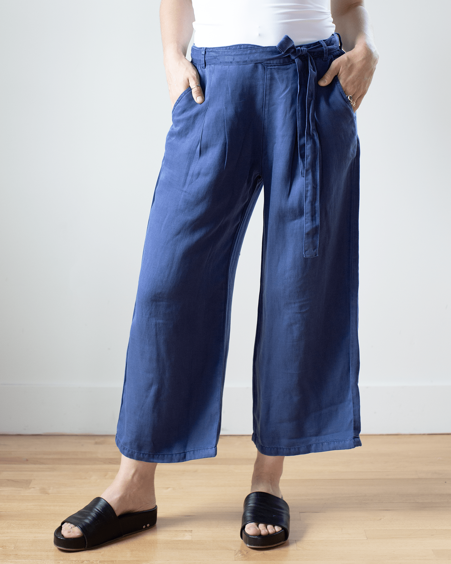 Emma Wide Leg Crop w/ Sash in Night Navy