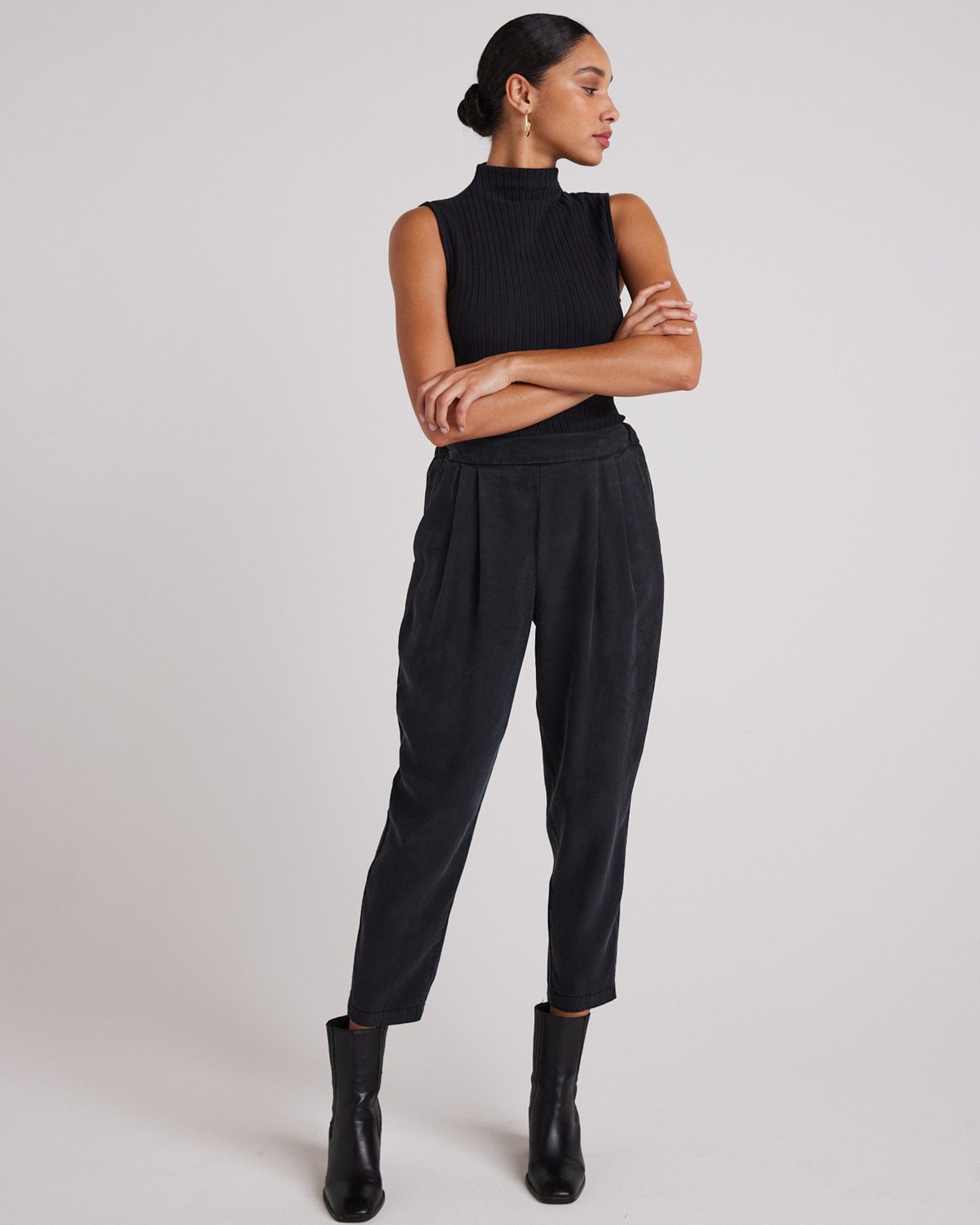 Nico Clean Waist Slouchy Trouser in Black