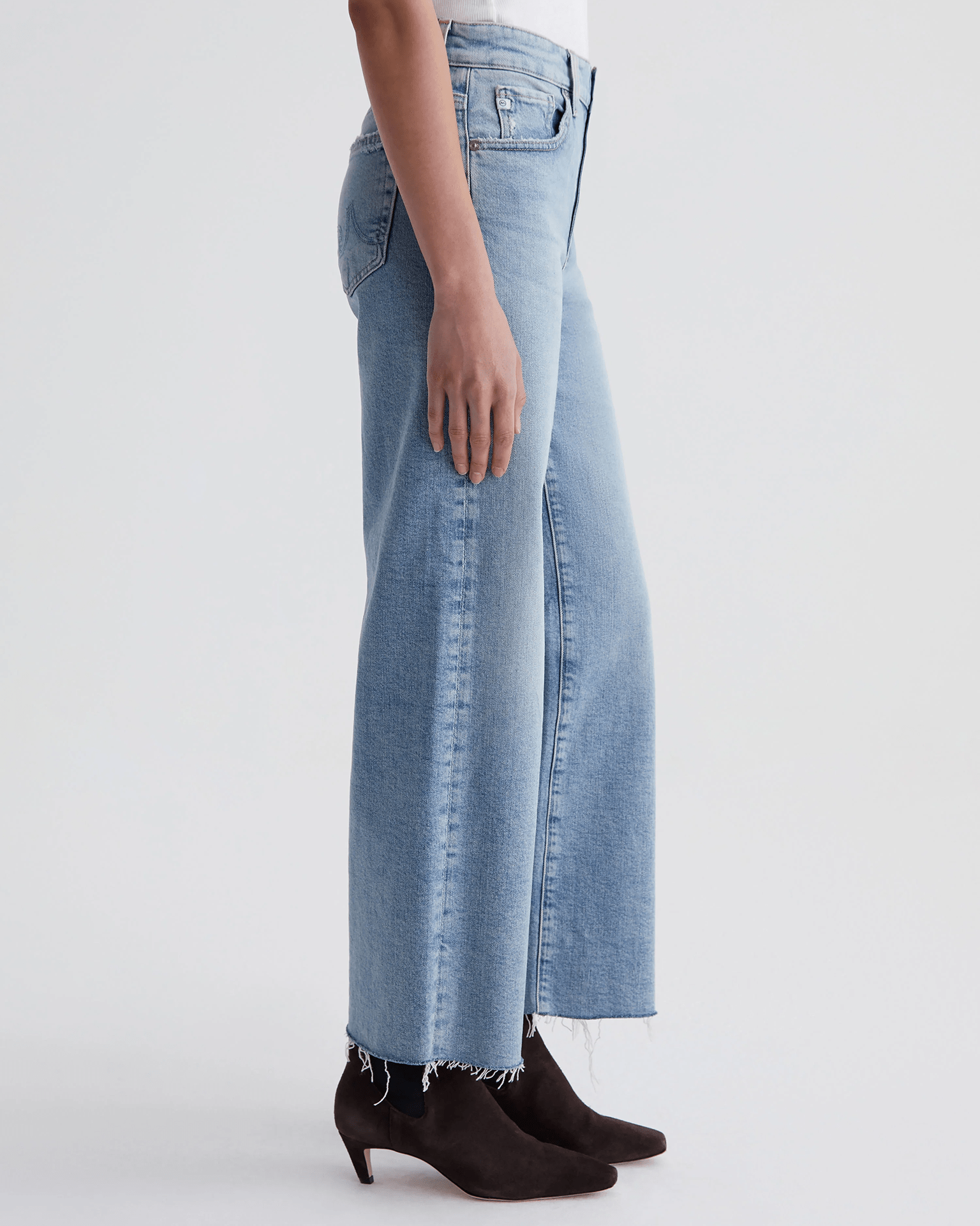 Saige Wide Leg Crop in Eclipsed