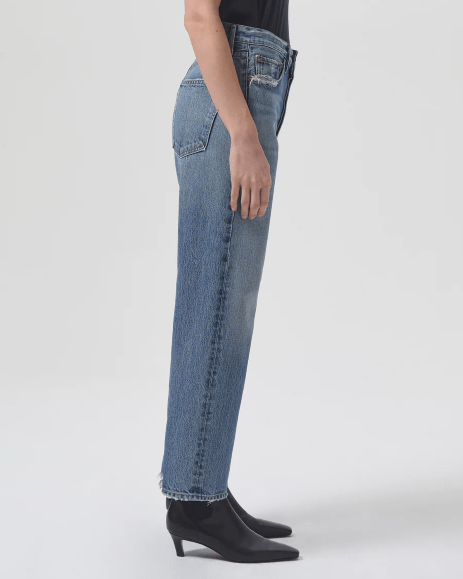 90s Crop Mid Rise Loose Straight in Hooked