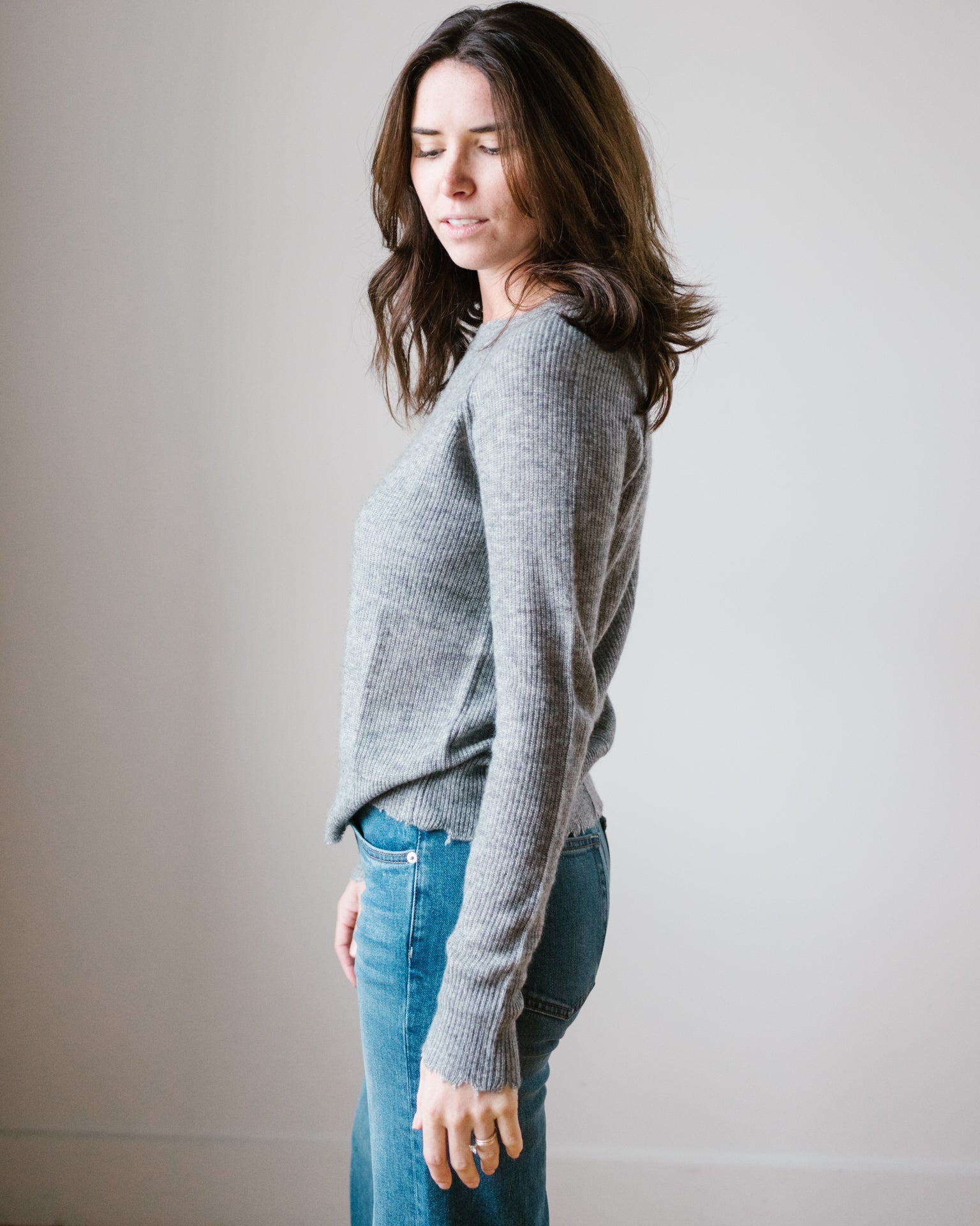 Raw Edge Shaker Crew in Banker's Gray