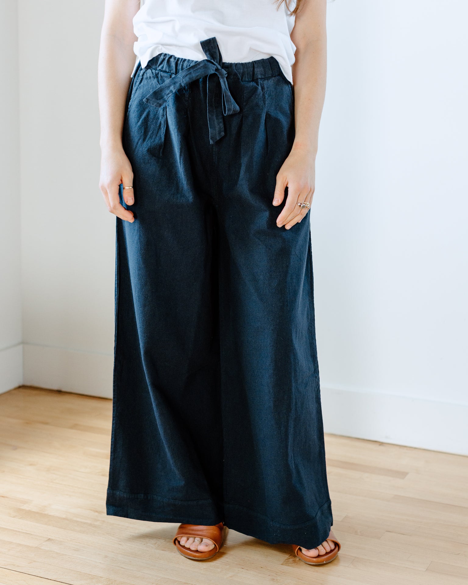 Riya-May Trouser in Navy