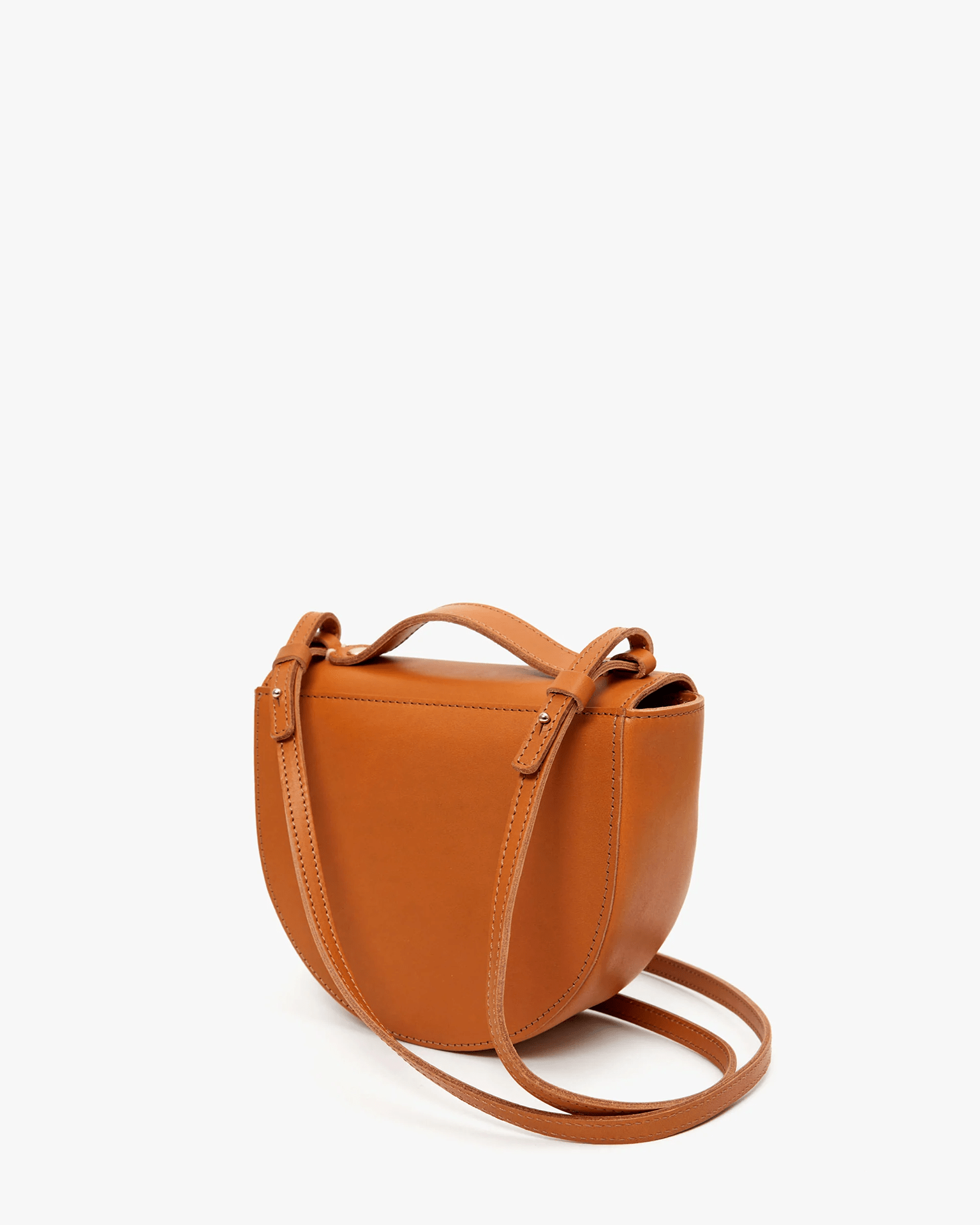 Elodie in Cuoio