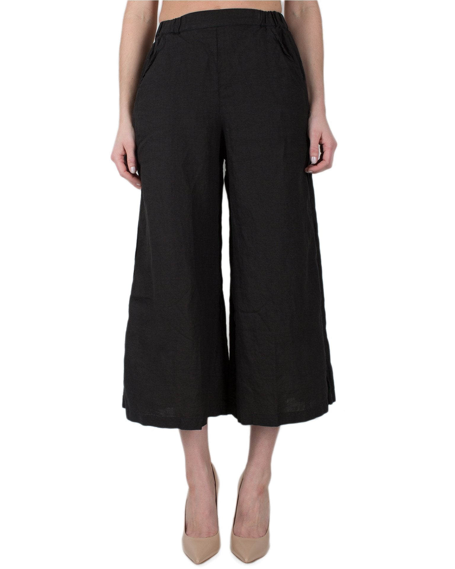Cropped Wendy Pant in Black Linen
