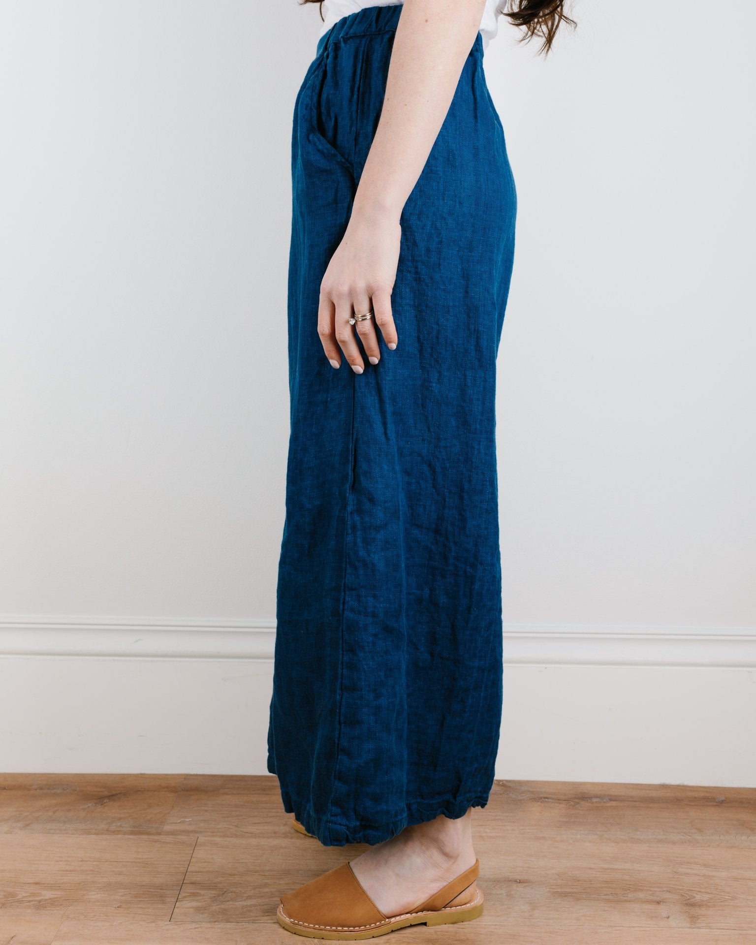 Cropped Wendy Pant in Indigo