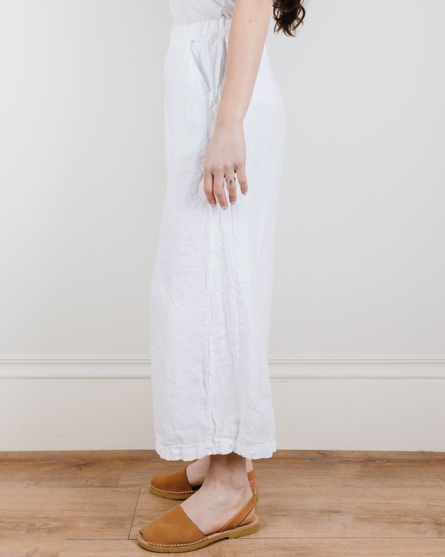 Cropped Wendy Pant in White Heavy Weight Linen