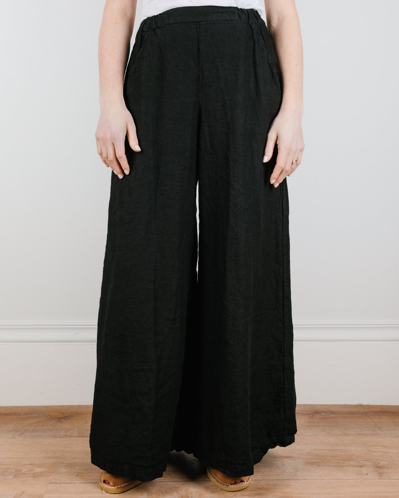 Wendy Pant in Black Heavy Weight Linen