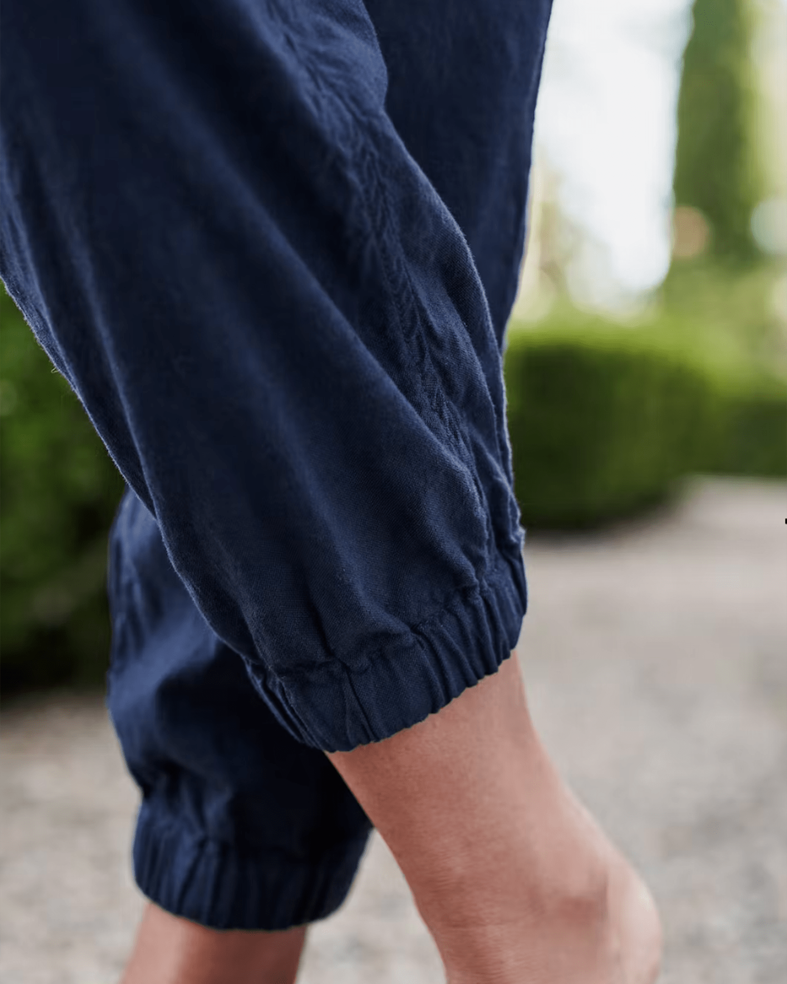Jameson Jogger in Navy Linen