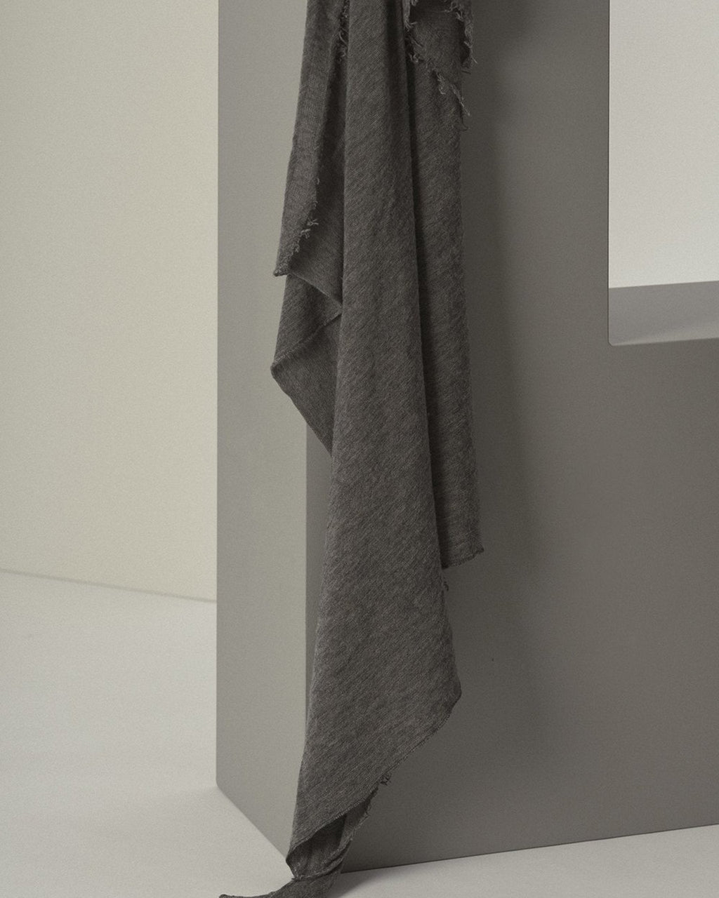 Love Cashmere Scarf in Pepper