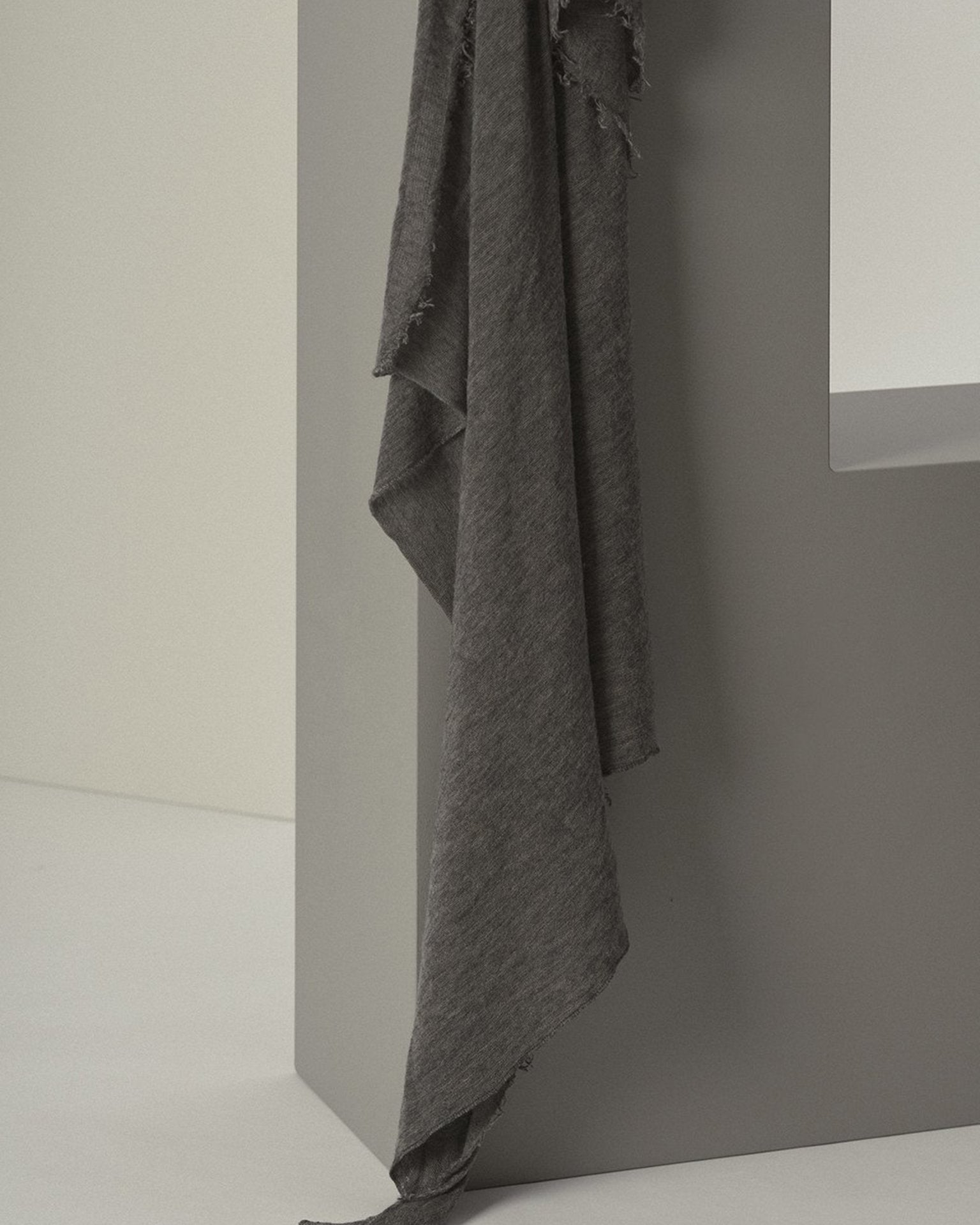 Love Cashmere Scarf in Pepper