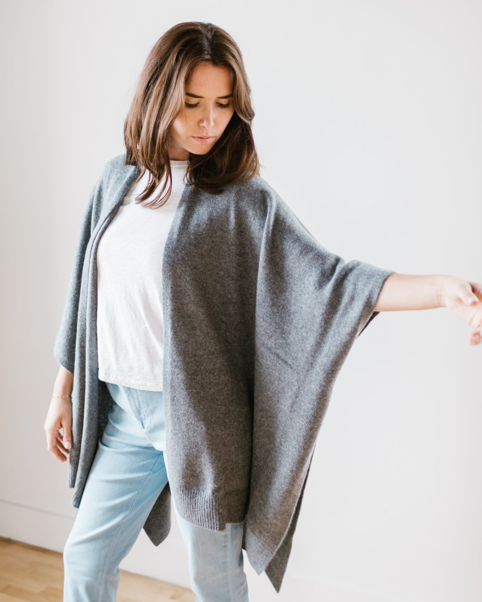 Cashmere Cape in Pewter