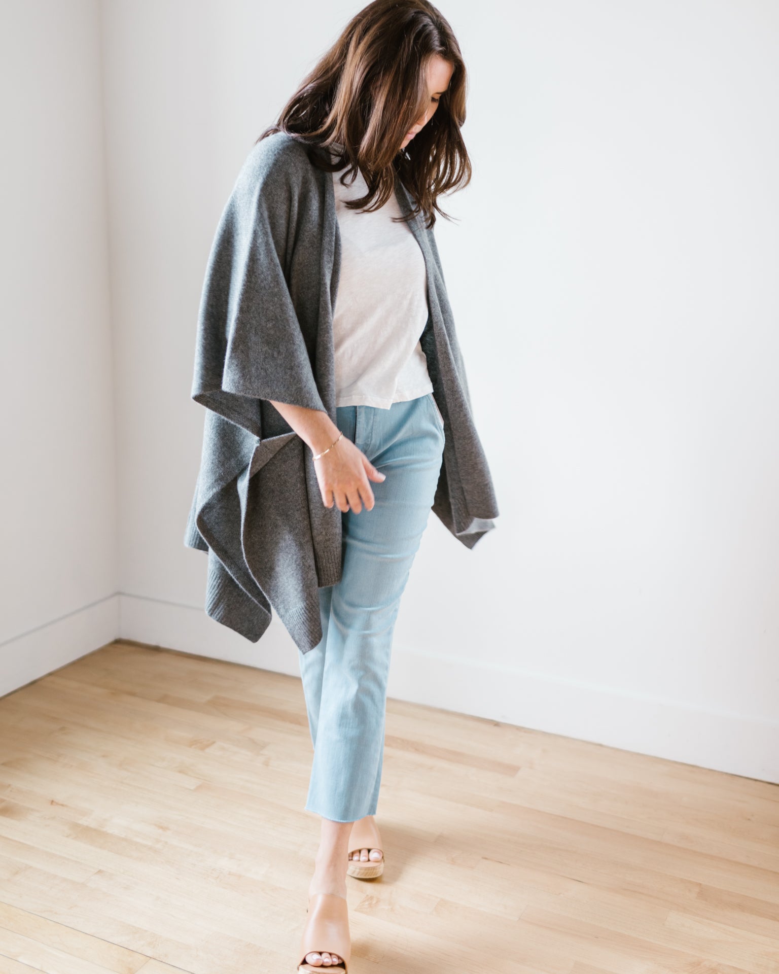 Cashmere Cape in Pewter