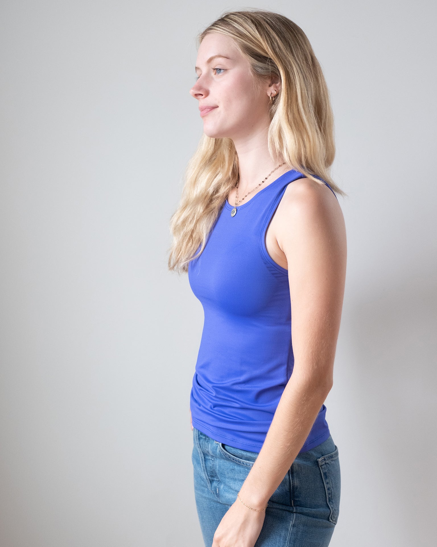 Del Cutaway Tank in Cobalt