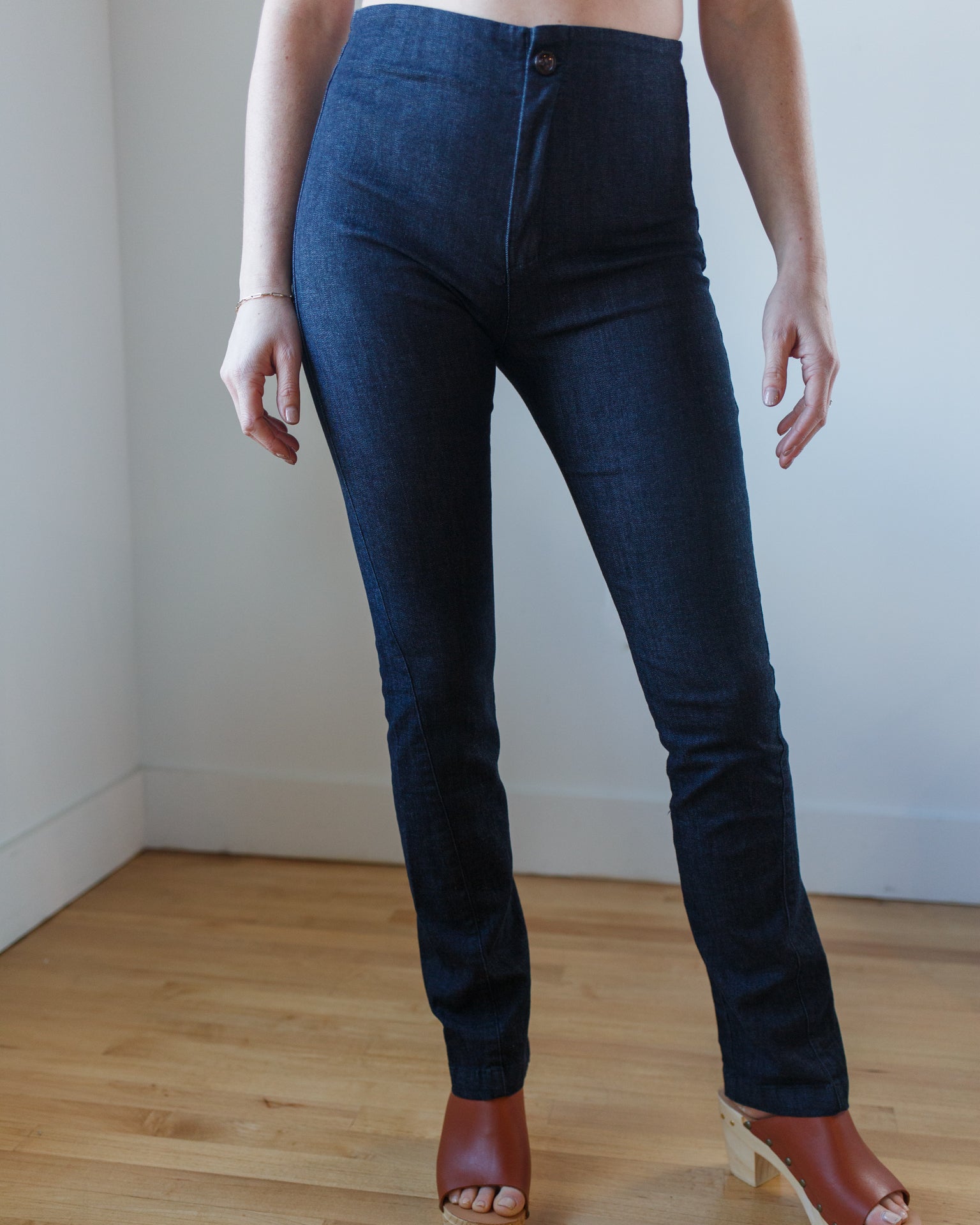 Neue Pant in Denim