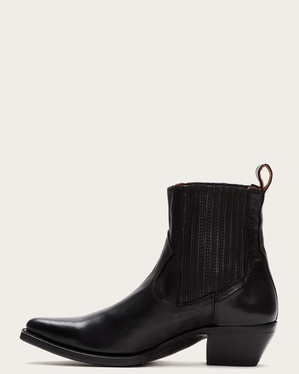 Sacha Chelsea in Black