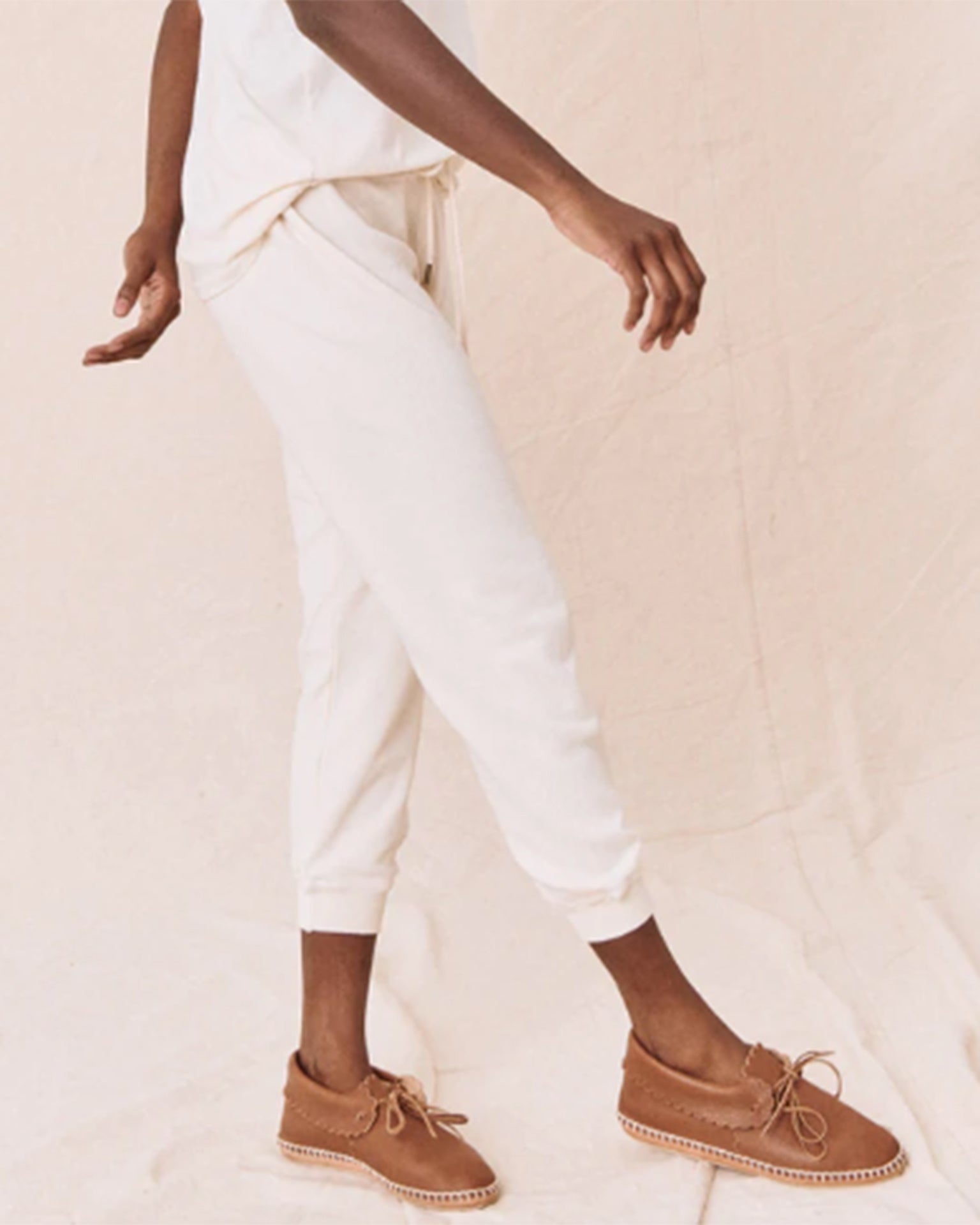 The Cropped Sweatpant in Washed White