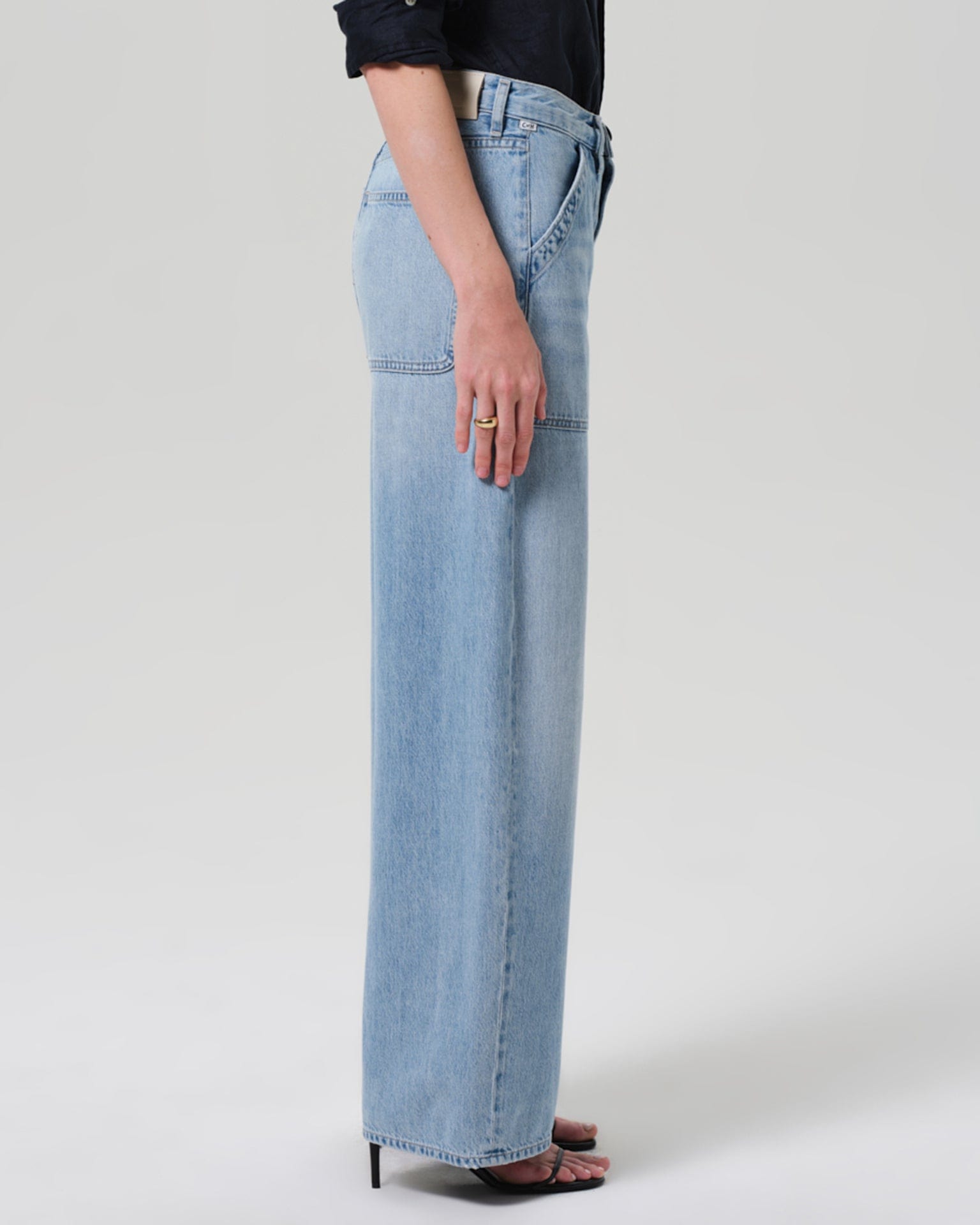 Ayla Baggy in Cloud Nine