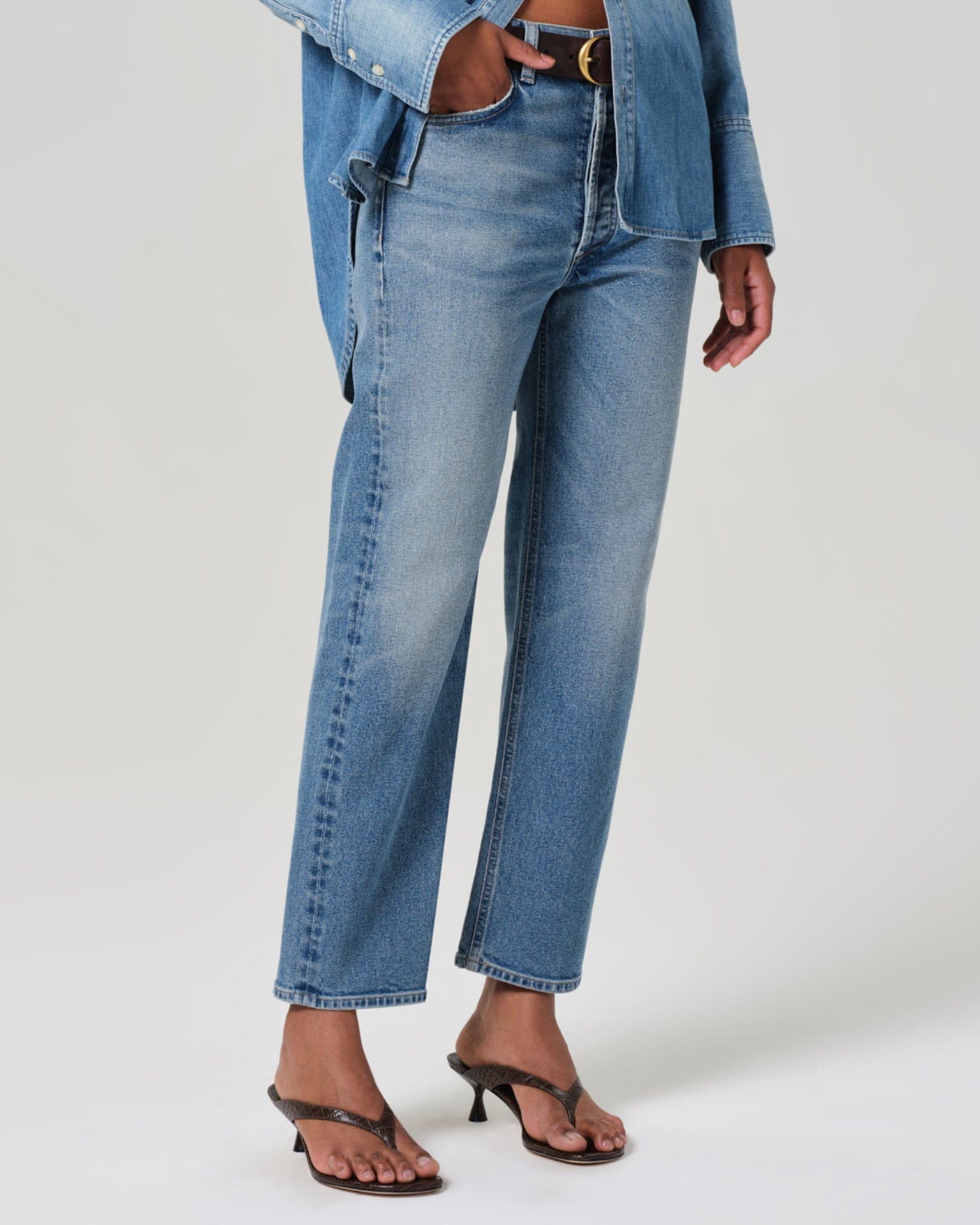 Delfina High Rise Straight Ankle in Elsinore