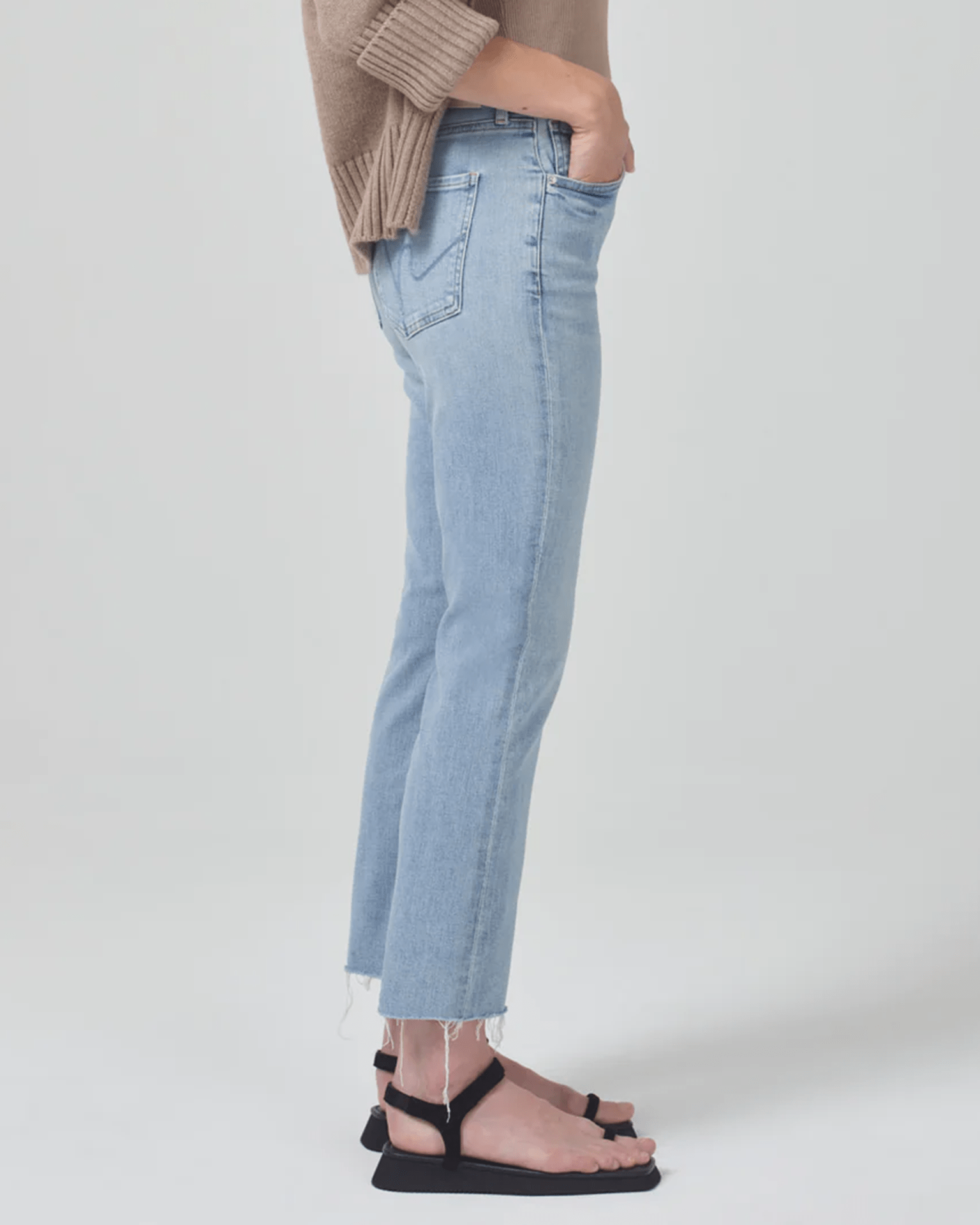 Isola Zip in Lyric