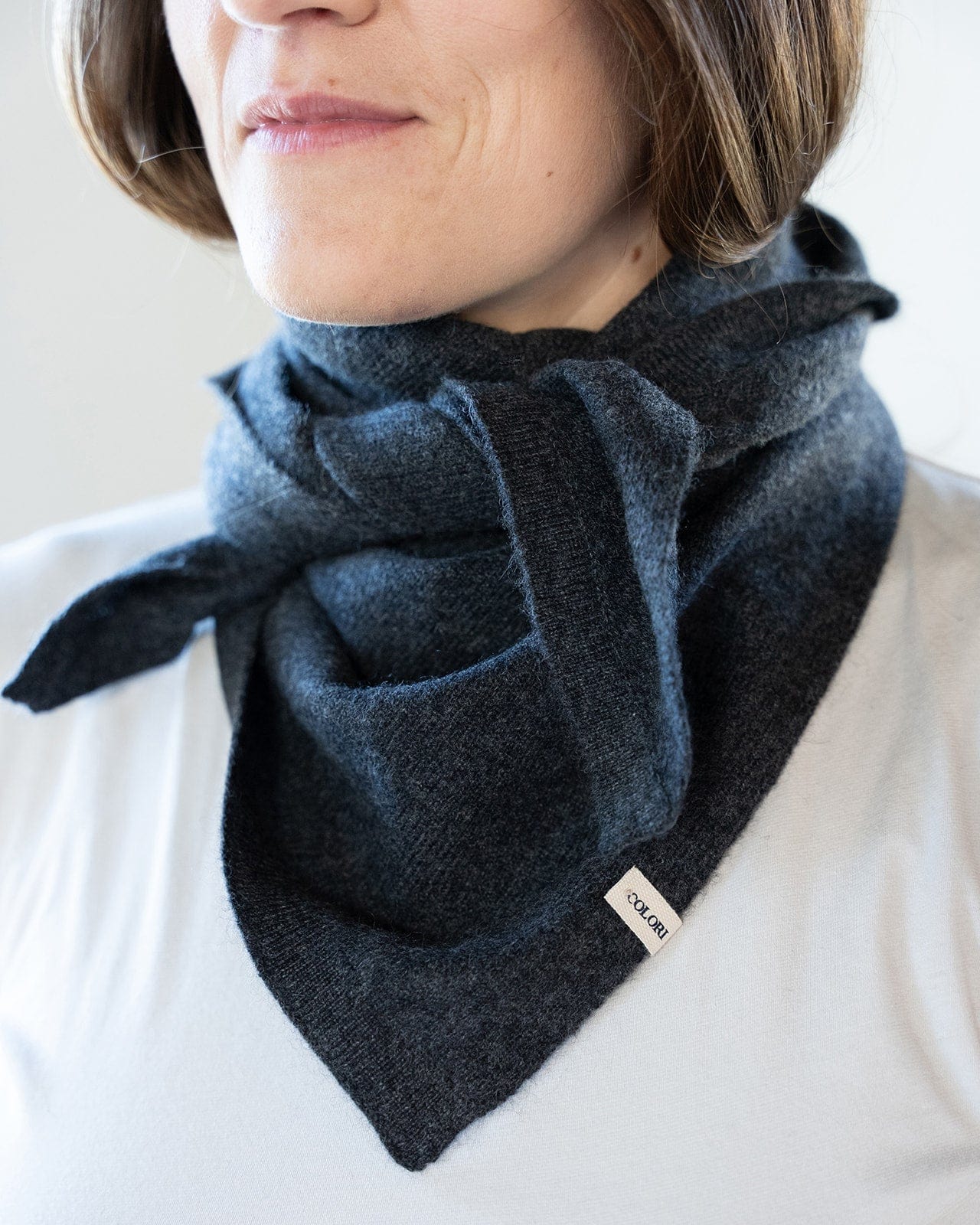 Large Triangle Bandana in Carbon