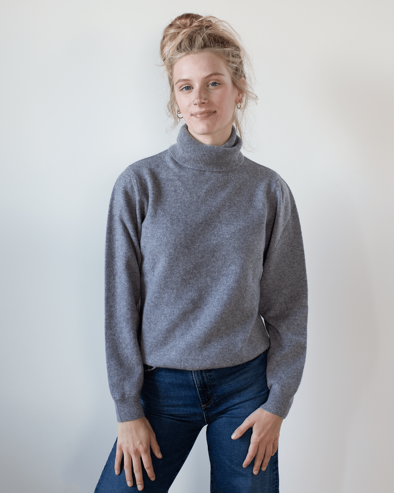 Light Turtleneck in Kensington