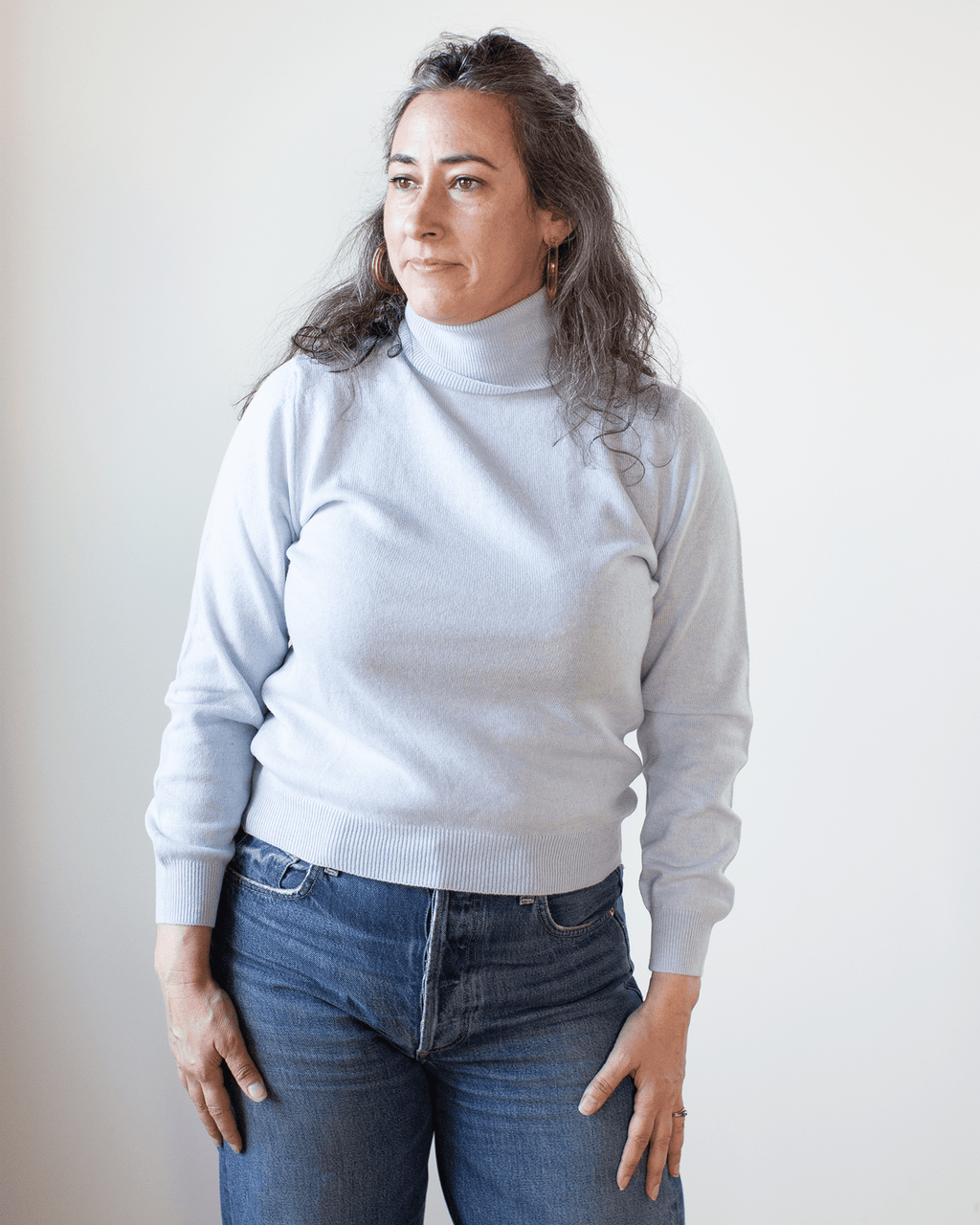 Light Turtleneck in Porcelain