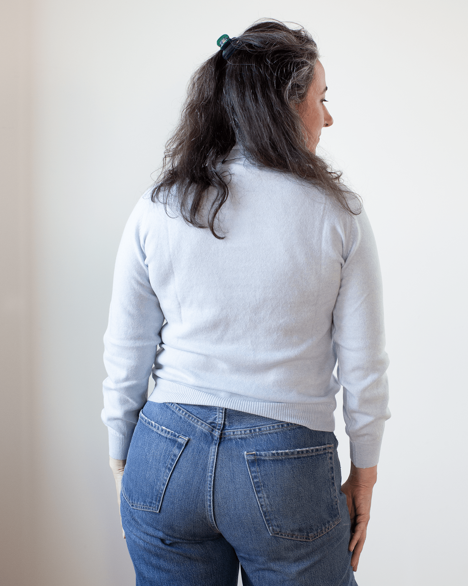Light Turtleneck in Porcelain