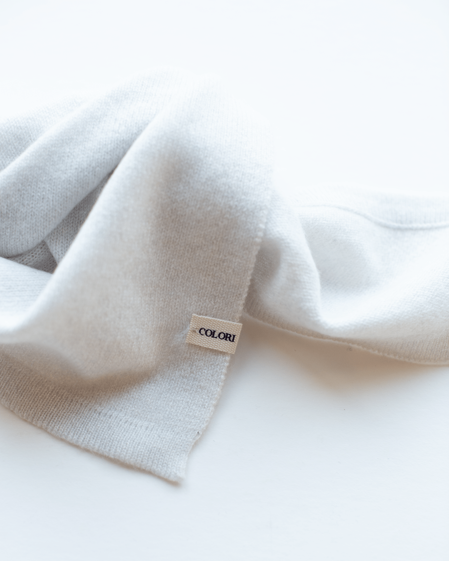 Small Triangle Bandana in Stucco