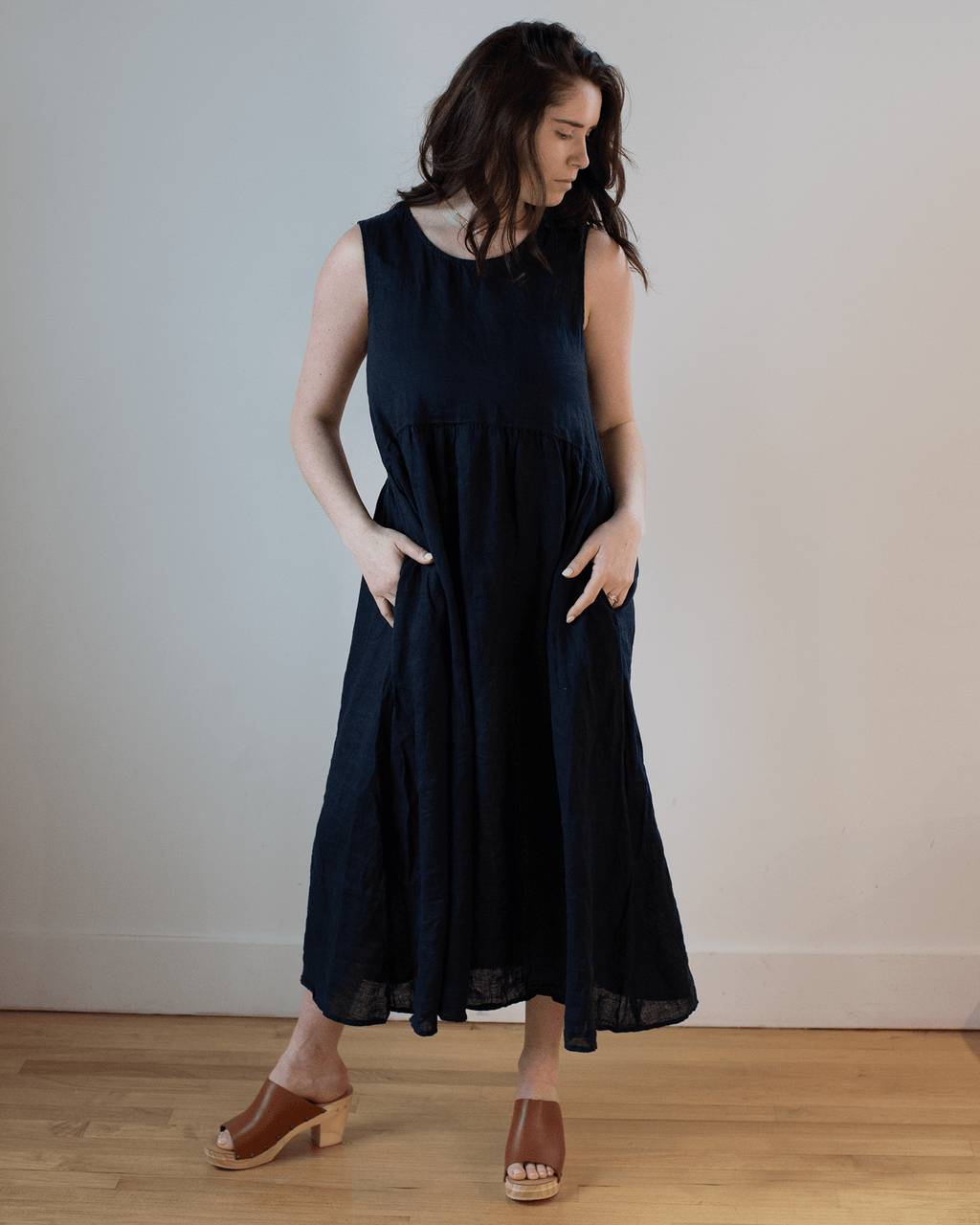 Adele Linen Shirred Waist Dress in Ink