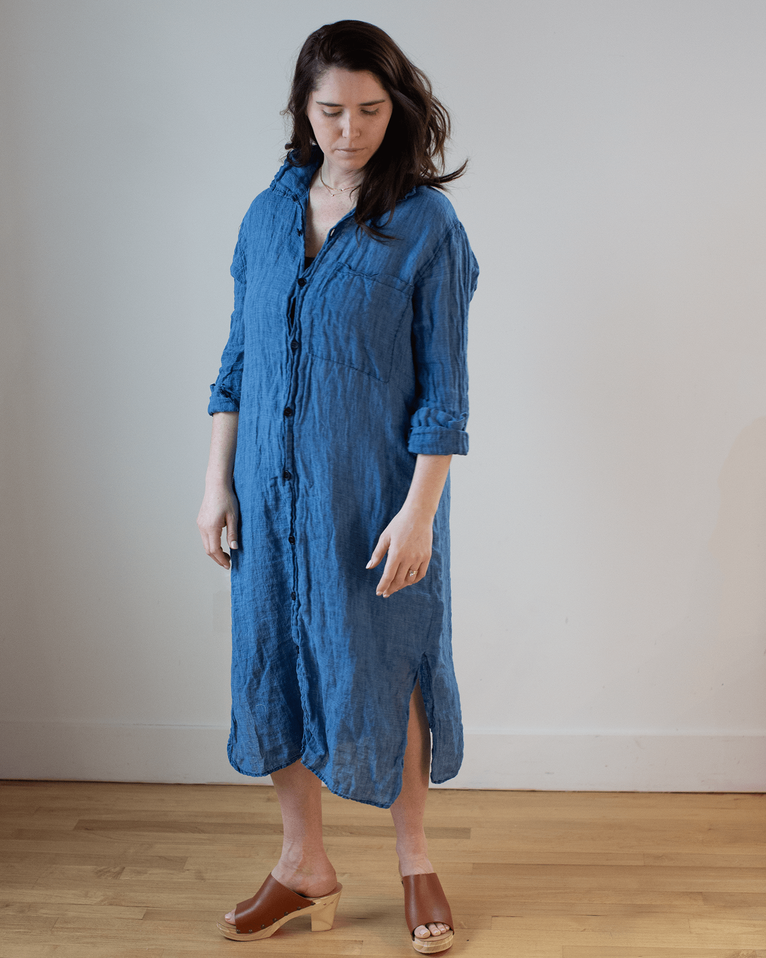 Elle Boxy Indigo Linen Shirtdress w/ Large Chest Pocket in Bleach