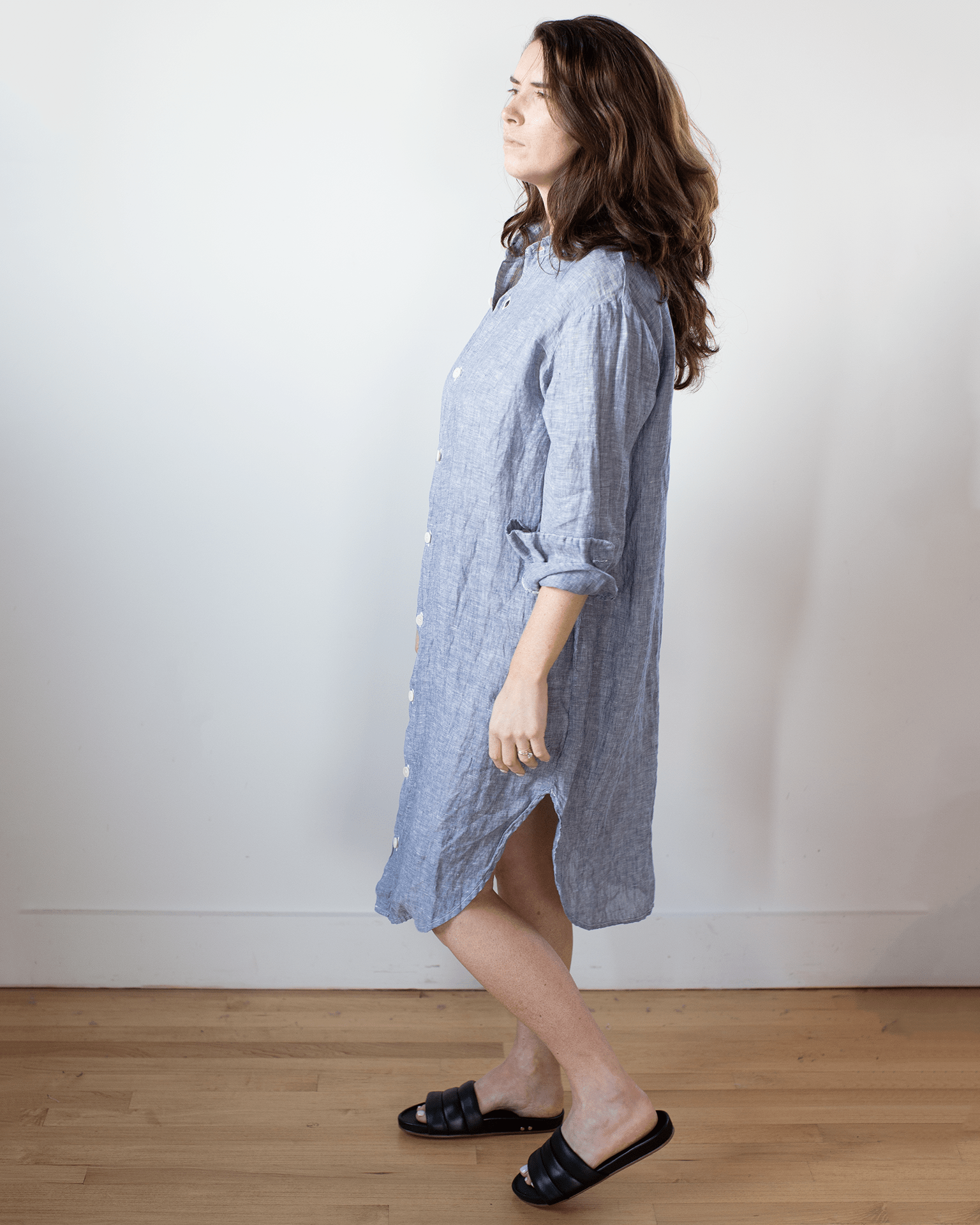 Kira Rounded Shirttail Dress in Ink Chambray