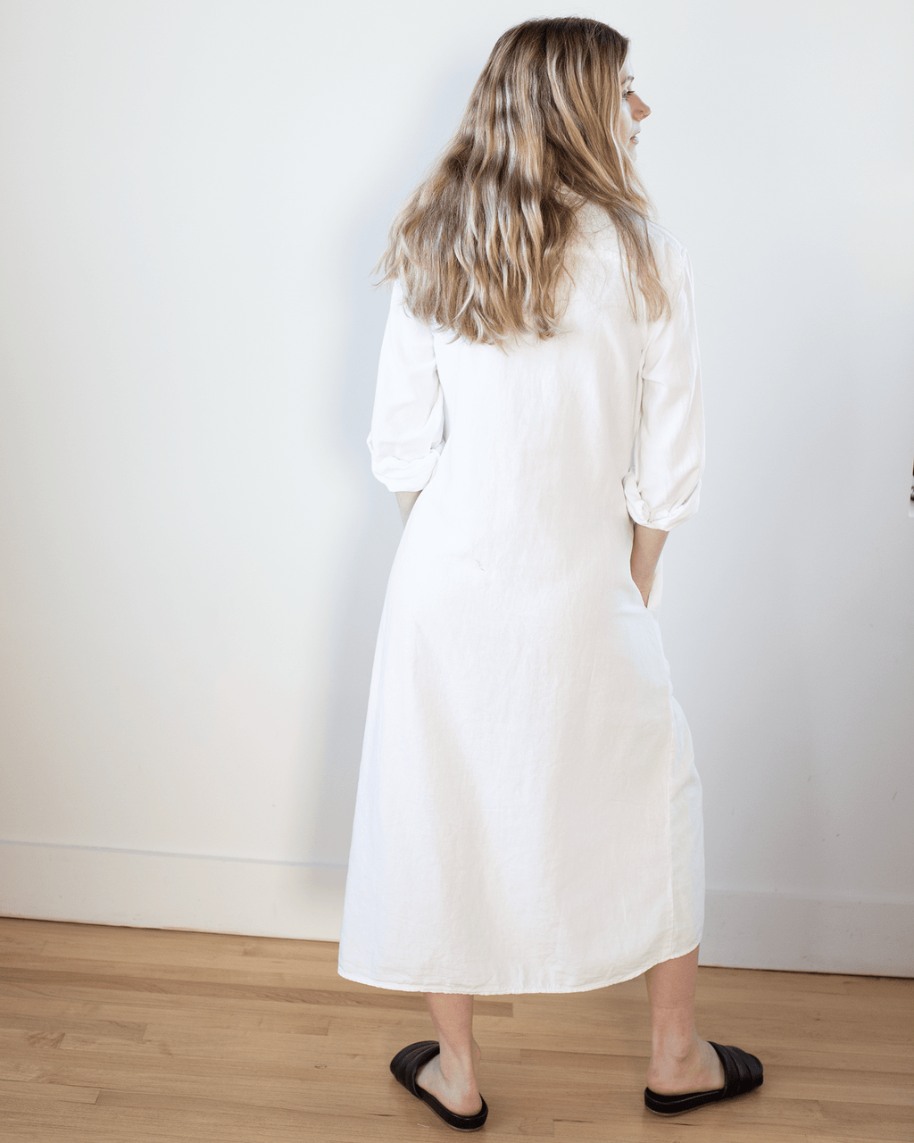 Maxi Shirtdress in White Textured Cotton