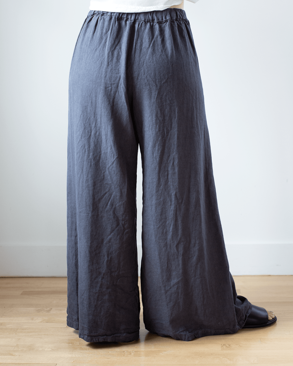 Wendy Pant in Carbon Hemp Blend